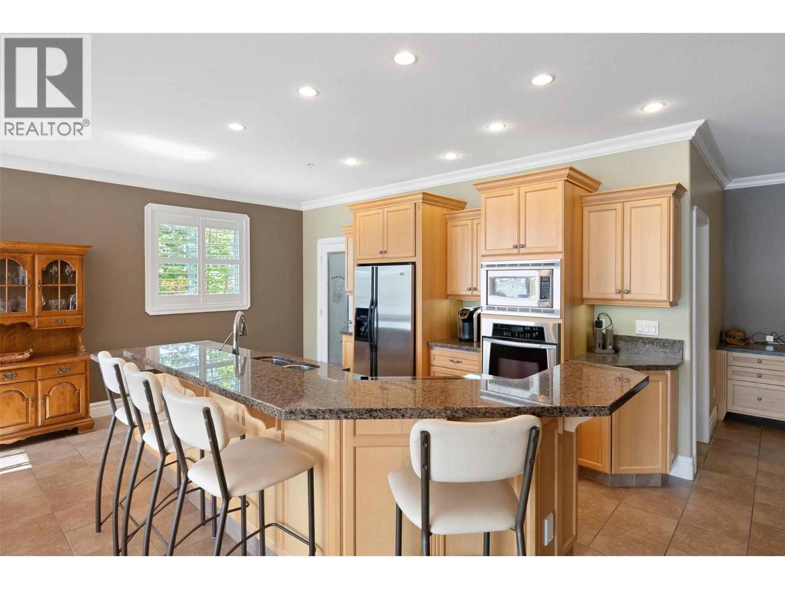 6202 89th Street, Osoyoos, British Columbia  V0H 1V1 - Photo 16 - 10391353