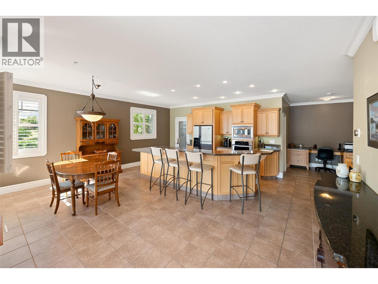 6202 89th Street, Osoyoos, British Columbia  V0H 1V1 - Photo 9 - 10391353