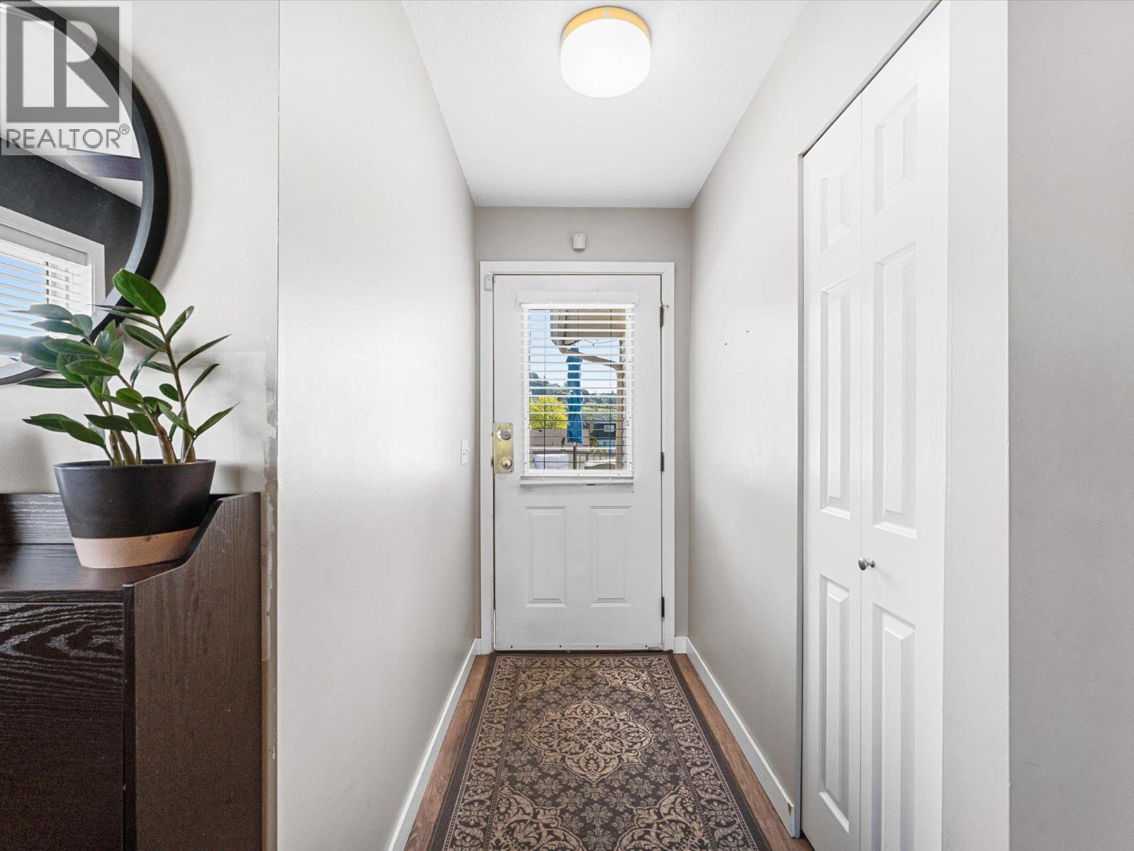 859 Richter Street, Kelowna, British Columbia  V1Y 2J9 - Photo 4 - 10391878