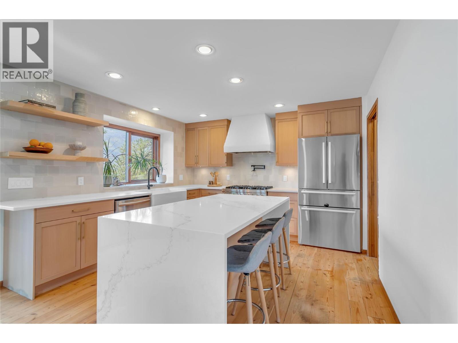 2020 Bennett Road, Kelowna, British Columbia  V1V 2C1 - Photo 12 - 10391840