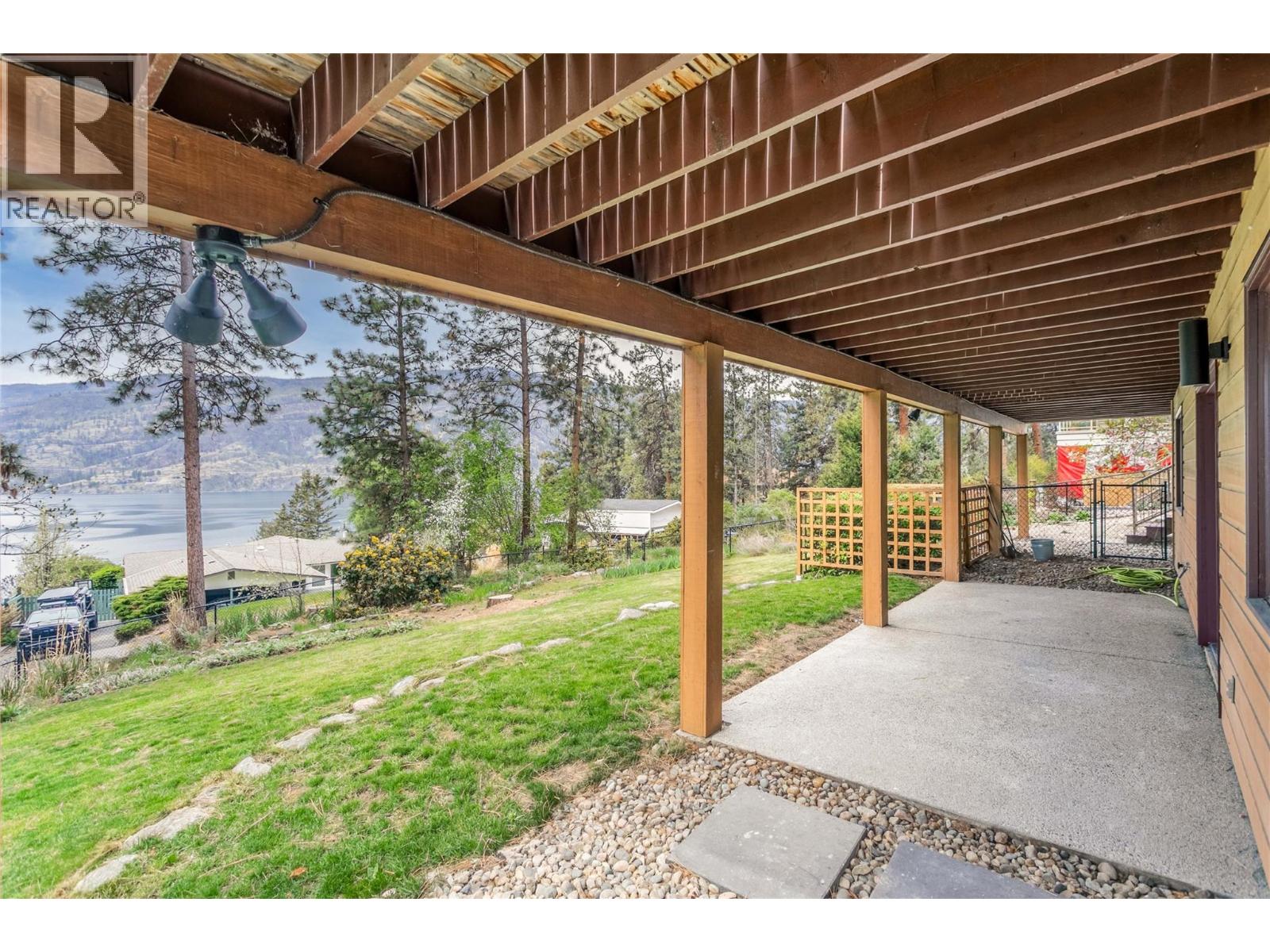 2020 Bennett Road, Kelowna, British Columbia  V1V 2C1 - Photo 43 - 10391840