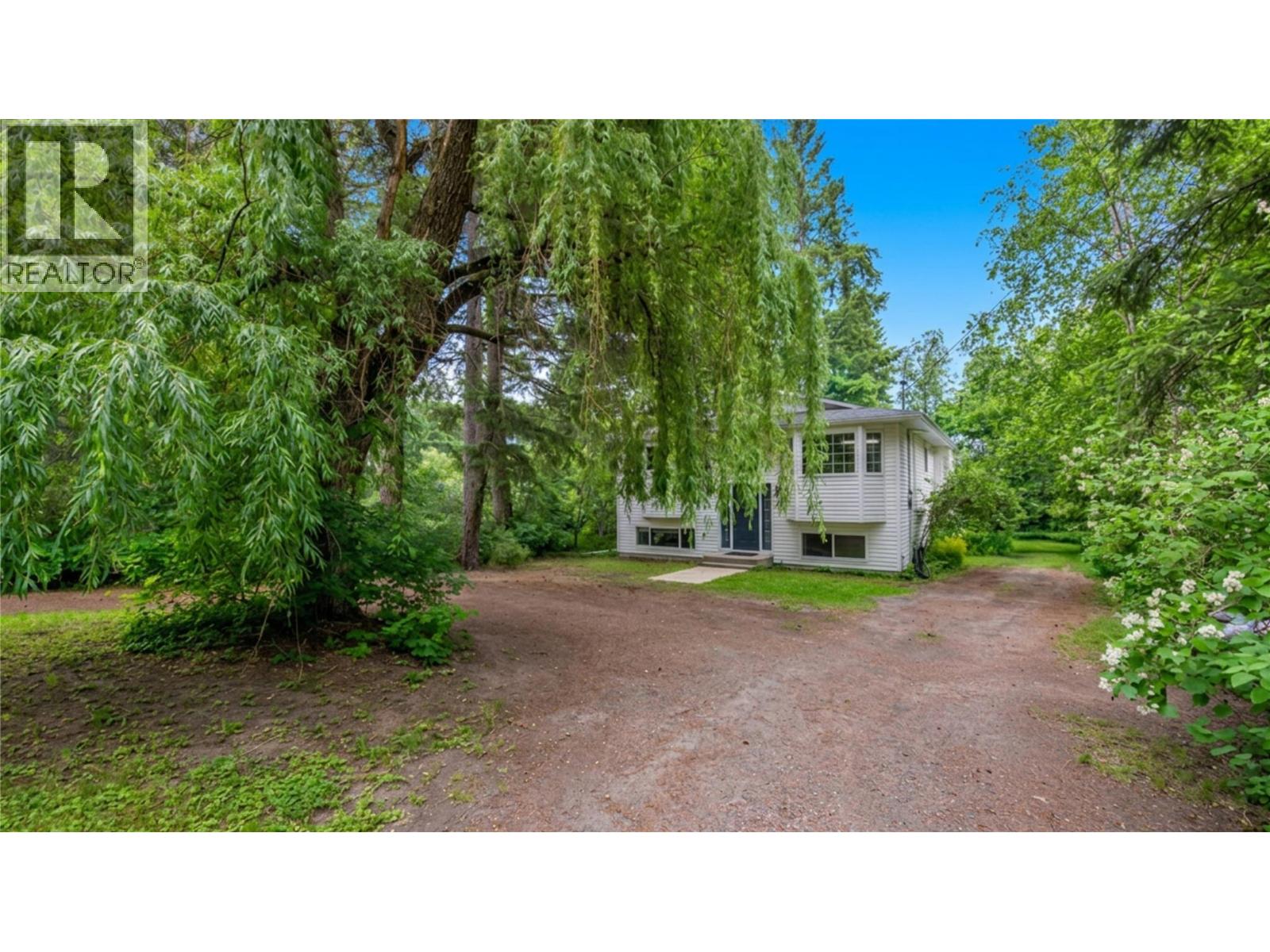33 Birch Road, lumby, British Columbia