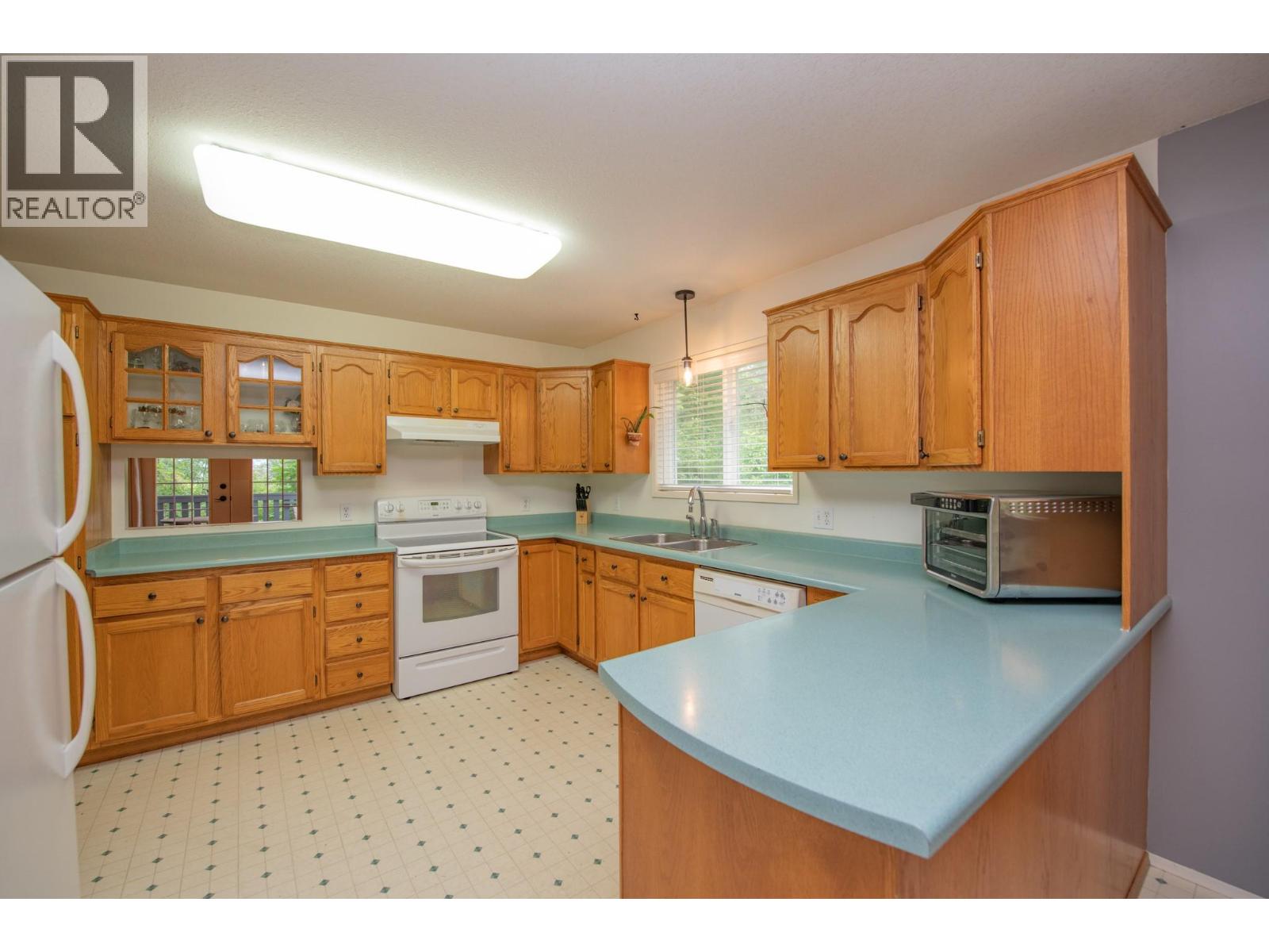 33 Birch Road, Lumby, British Columbia  V0E 2G5 - Photo 10 - 10390478