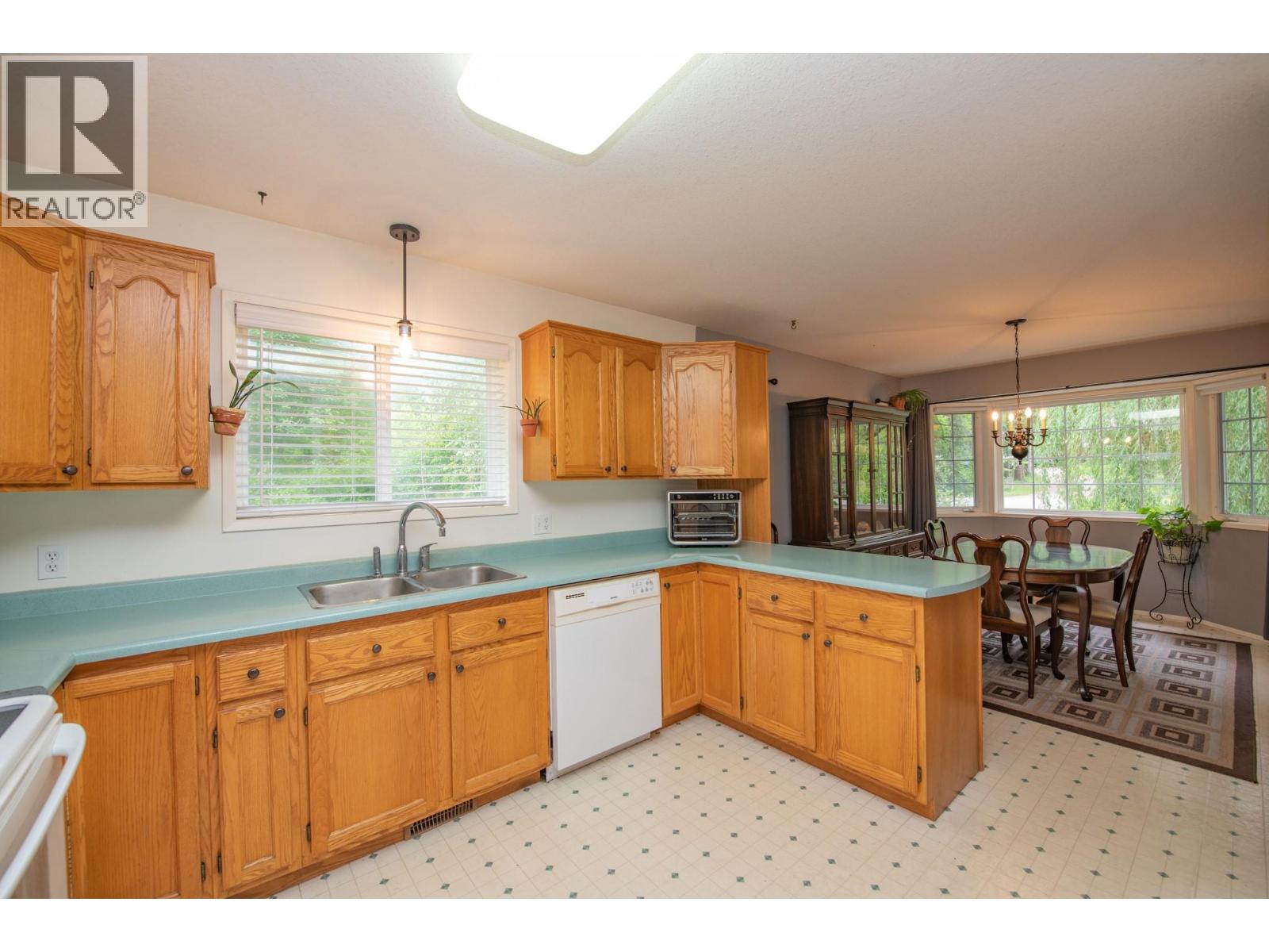 33 Birch Road, Lumby, British Columbia  V0E 2G5 - Photo 12 - 10390478