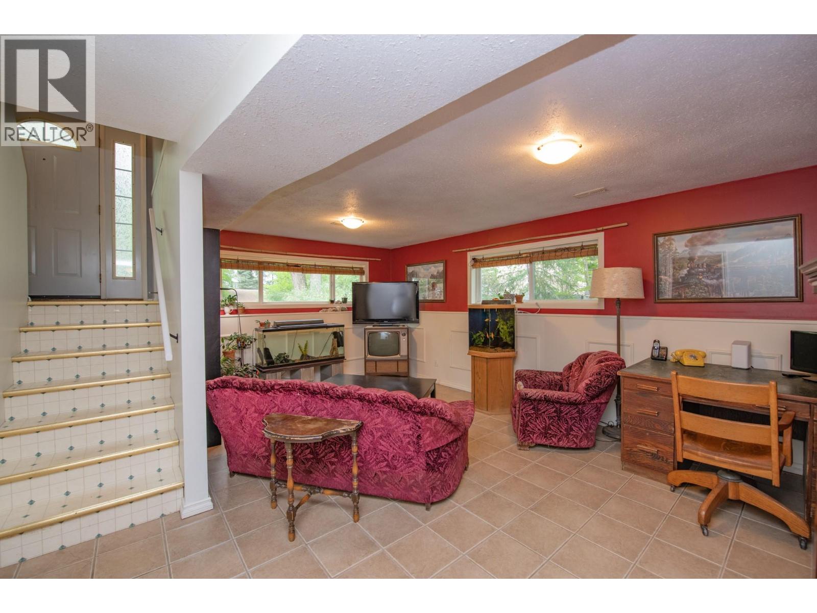 33 Birch Road, Lumby, British Columbia  V0E 2G5 - Photo 30 - 10390478