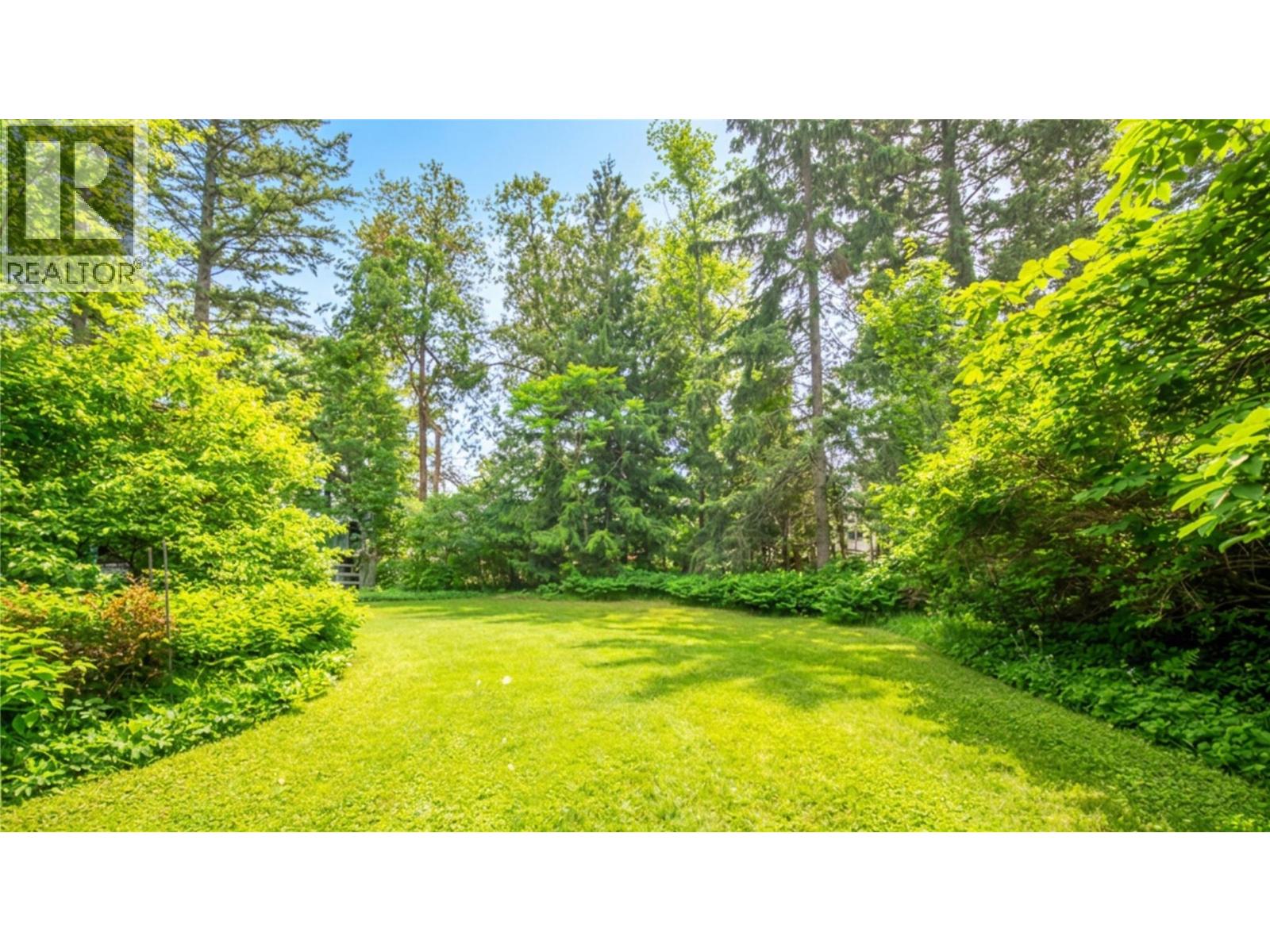 33 Birch Road, Lumby, British Columbia  V0E 2G5 - Photo 4 - 10390478