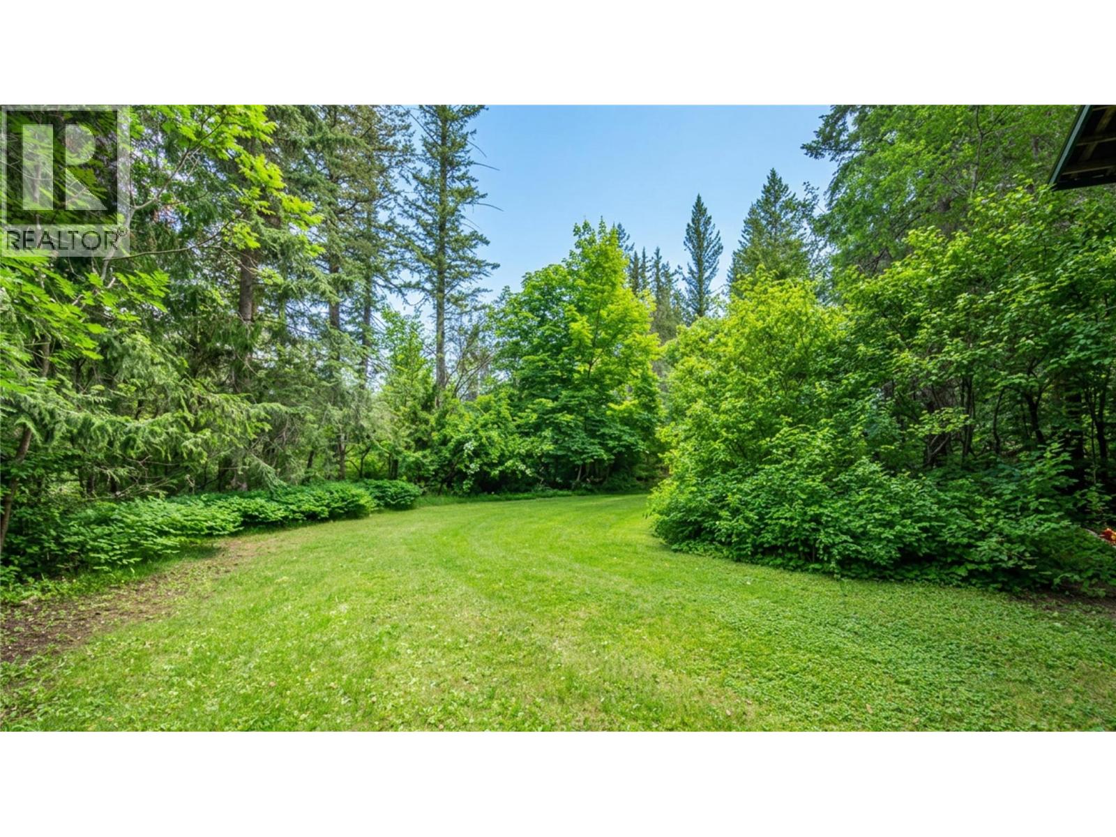 33 Birch Road, Lumby, British Columbia  V0E 2G5 - Photo 43 - 10390478