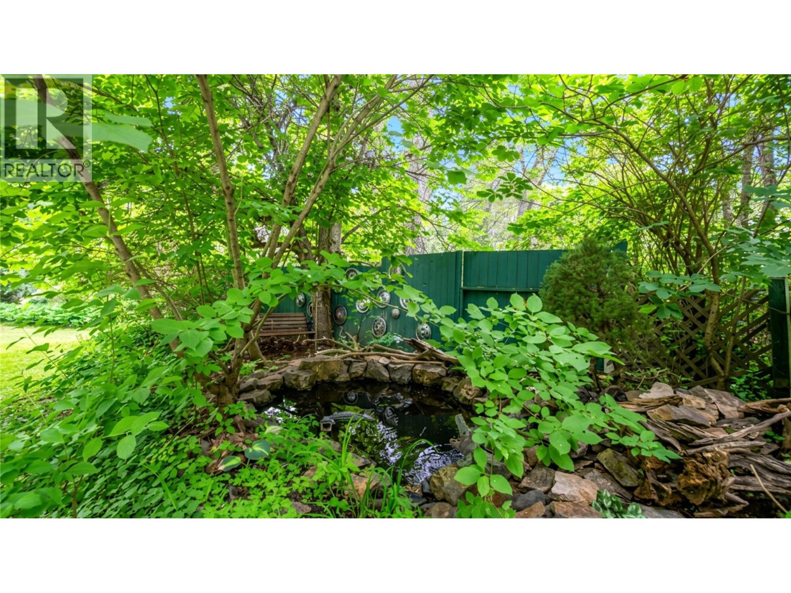 33 Birch Road, Lumby, British Columbia  V0E 2G5 - Photo 46 - 10390478