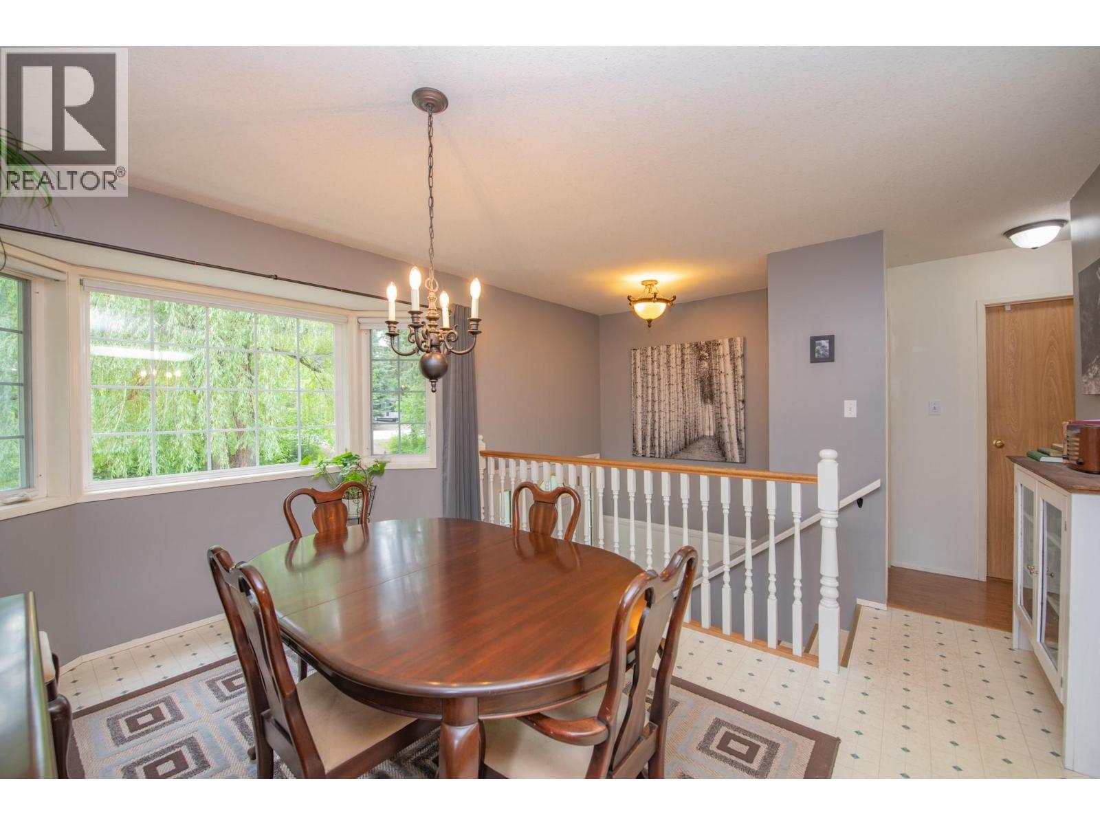 33 Birch Road, Lumby, British Columbia  V0E 2G5 - Photo 6 - 10390478