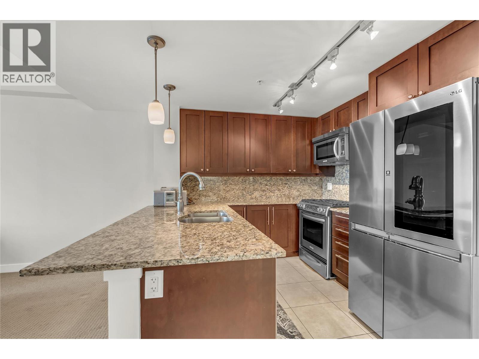 75 Martin Street Unit# 304, Penticton, British Columbia  V2A 9C8 - Photo 7 - 10391911