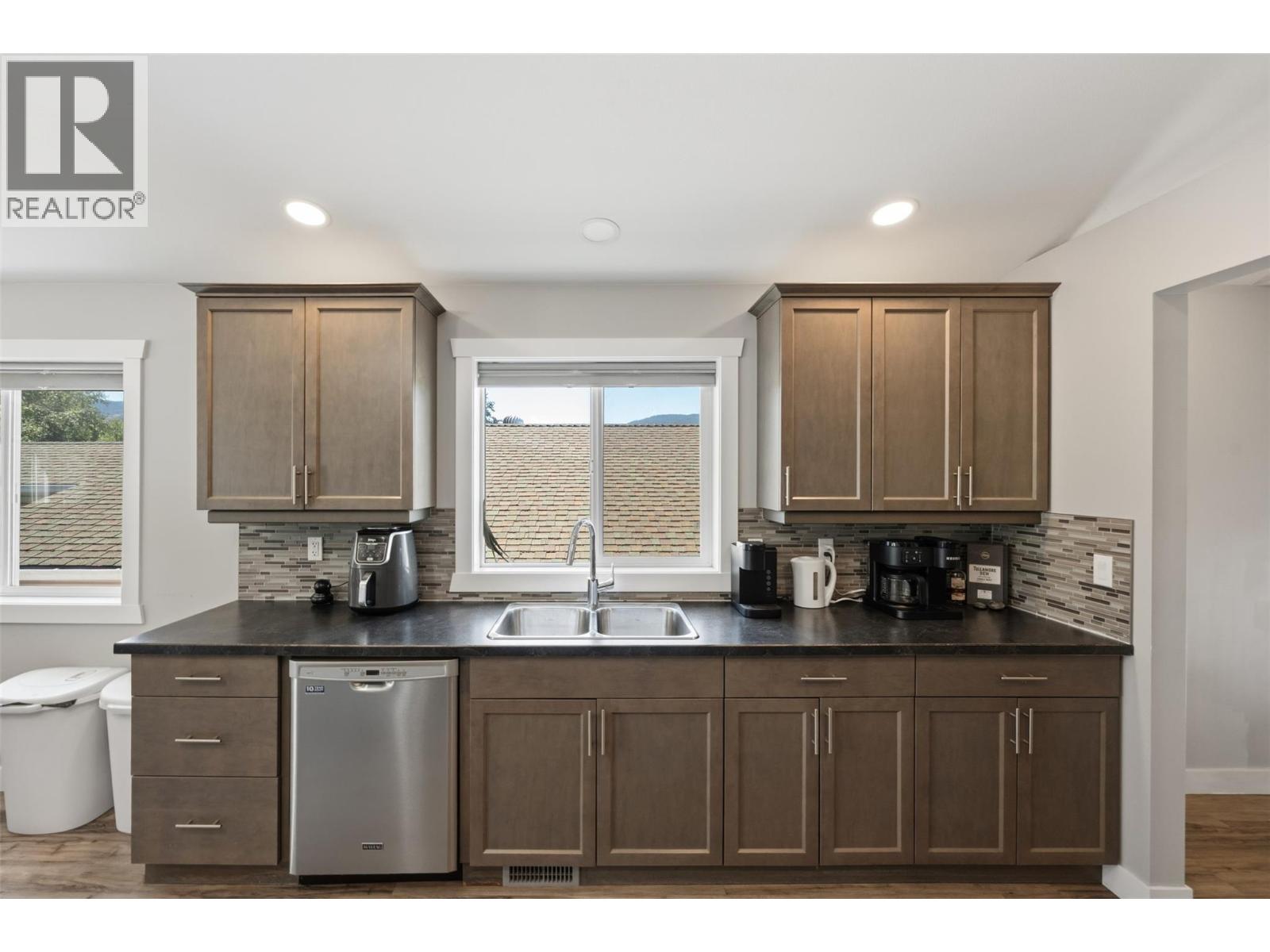28 Huth Avenue, Penticton, British Columbia  V2A 7S8 - Photo 16 - 10391899