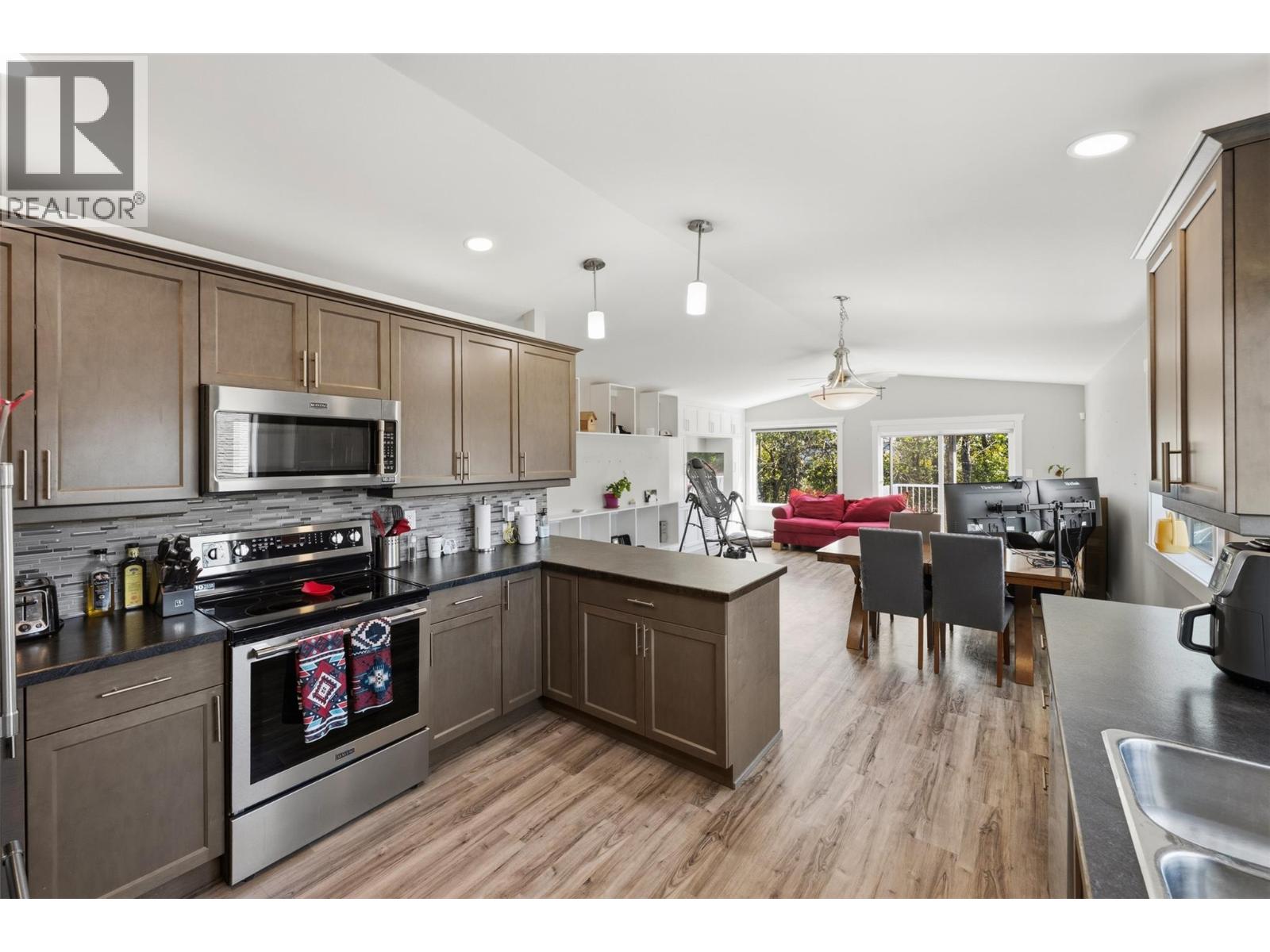 28 Huth Avenue, Penticton, British Columbia  V2A 7S8 - Photo 17 - 10391899