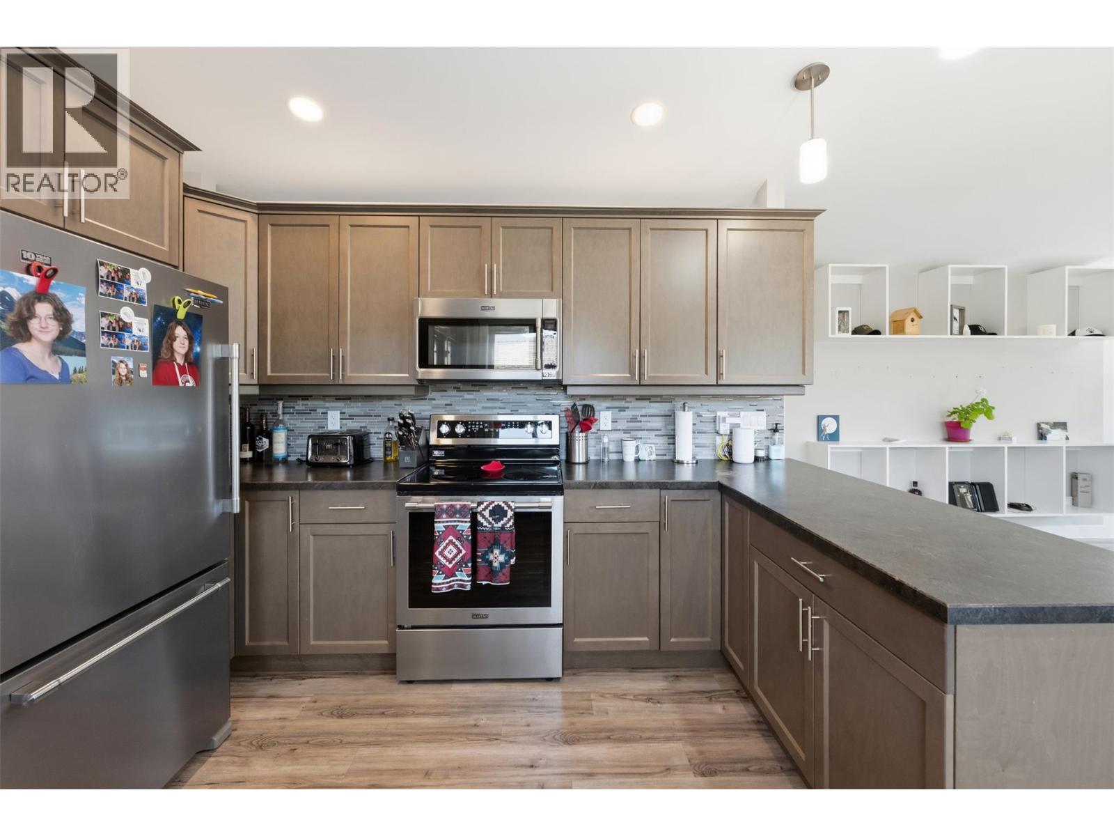 28 Huth Avenue, Penticton, British Columbia  V2A 7S8 - Photo 18 - 10391899