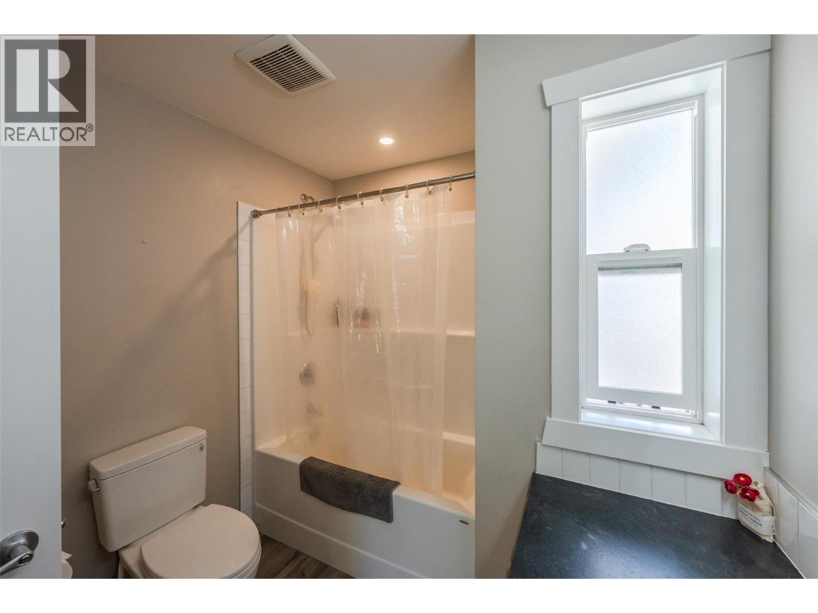 28 Huth Avenue, Penticton, British Columbia  V2A 7S8 - Photo 20 - 10391899