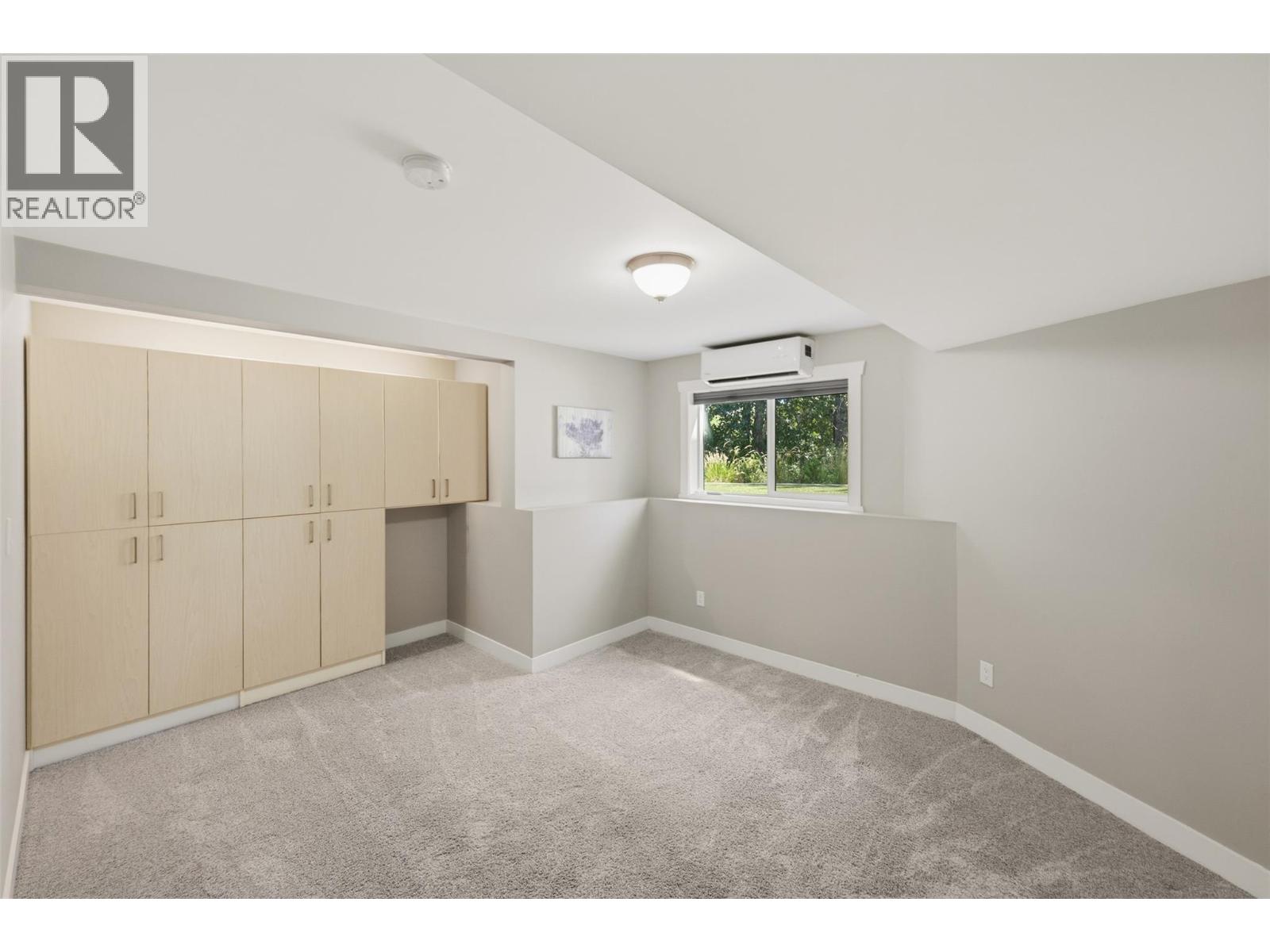 28 Huth Avenue, Penticton, British Columbia  V2A 7S8 - Photo 8 - 10391899