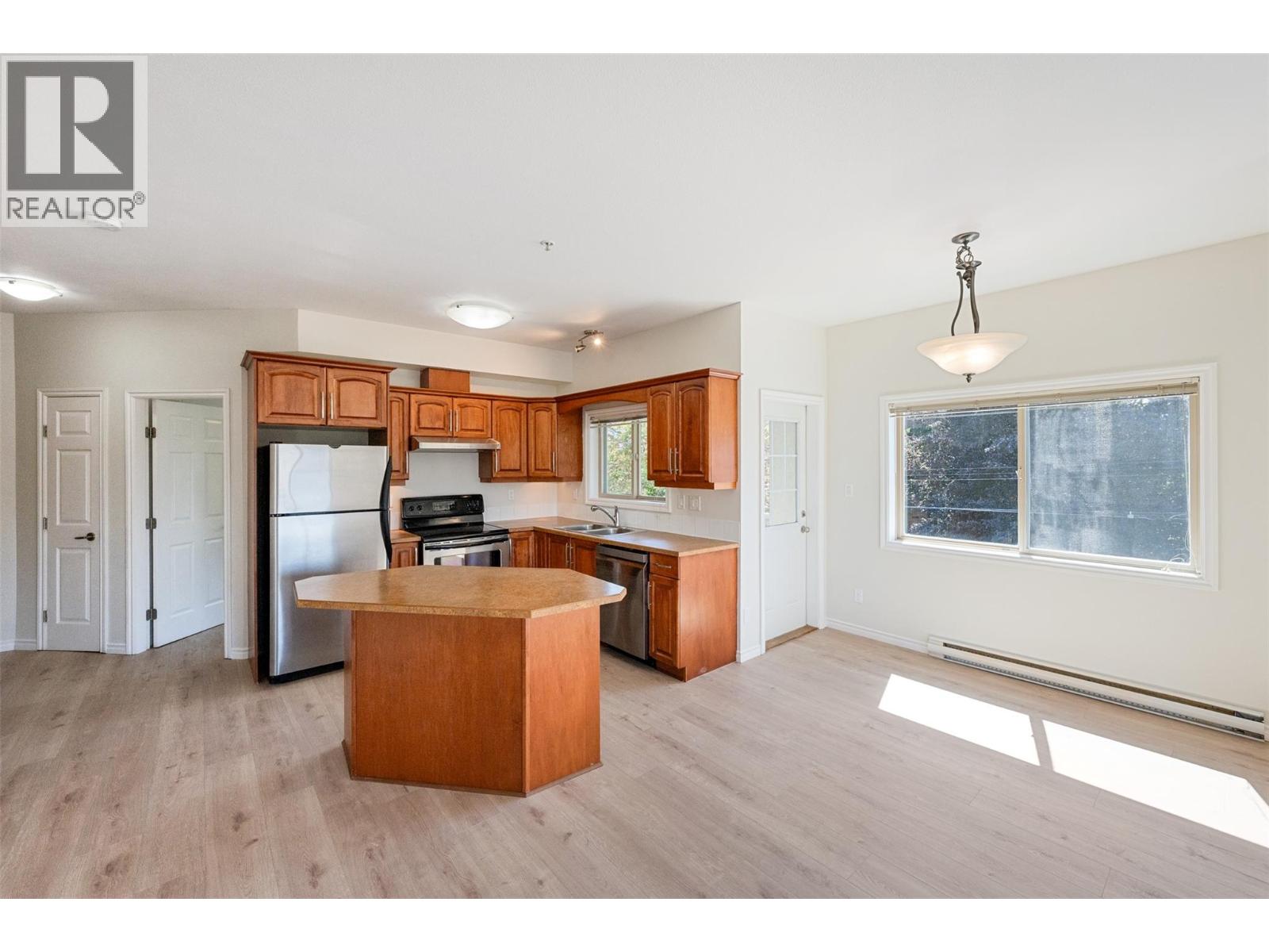 196 Wade Avenue W Unit# 301, Penticton, British Columbia  V2A 1T6 - Photo 17 - 10391857