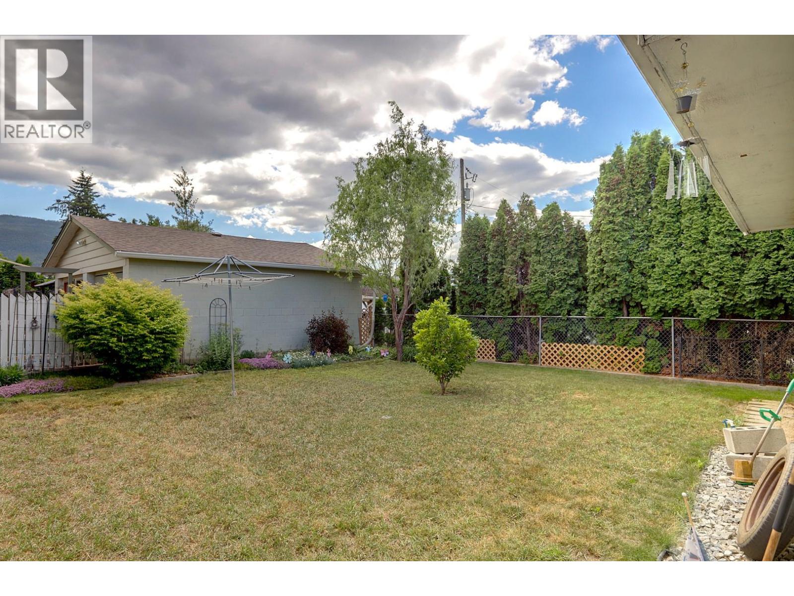 2400 44 Avenue, Vernon, British Columbia  V1T 3M1 - Photo 53 - 10391865
