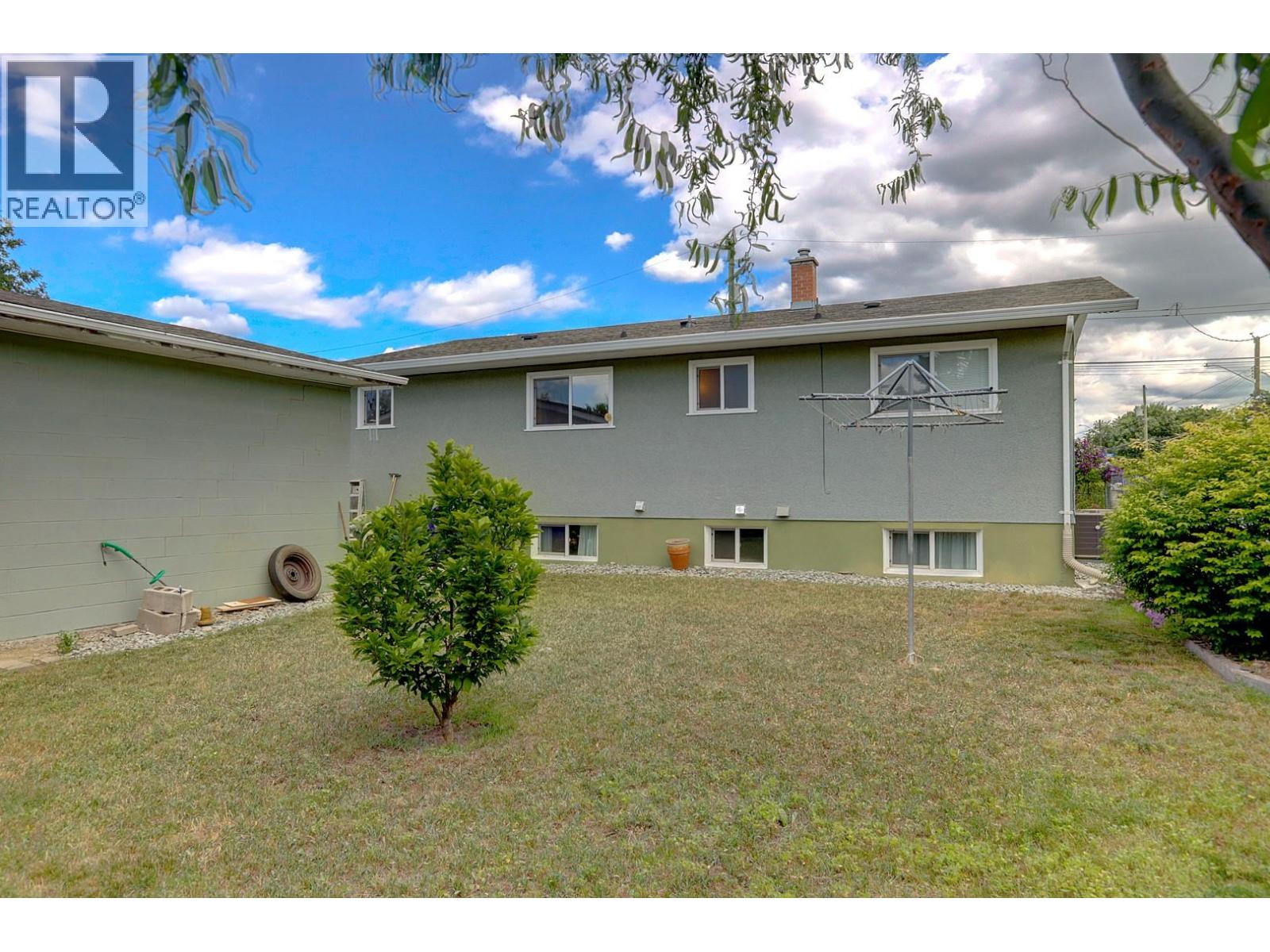 2400 44 Avenue, Vernon, British Columbia  V1T 3M1 - Photo 57 - 10391865
