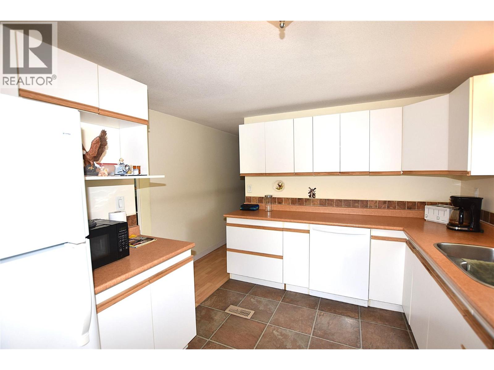 5484 25 Avenue Unit# 35, Vernon, British Columbia  V1T 7A8 - Photo 10 - 10391741