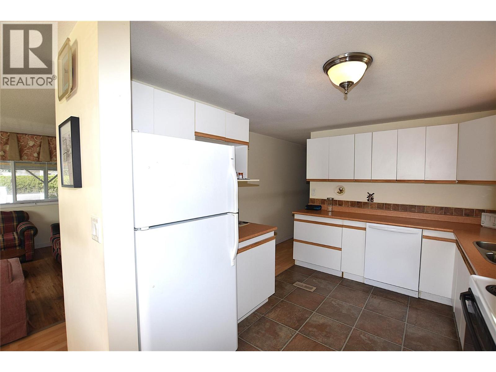5484 25 Avenue Unit# 35, Vernon, British Columbia  V1T 7A8 - Photo 12 - 10391741