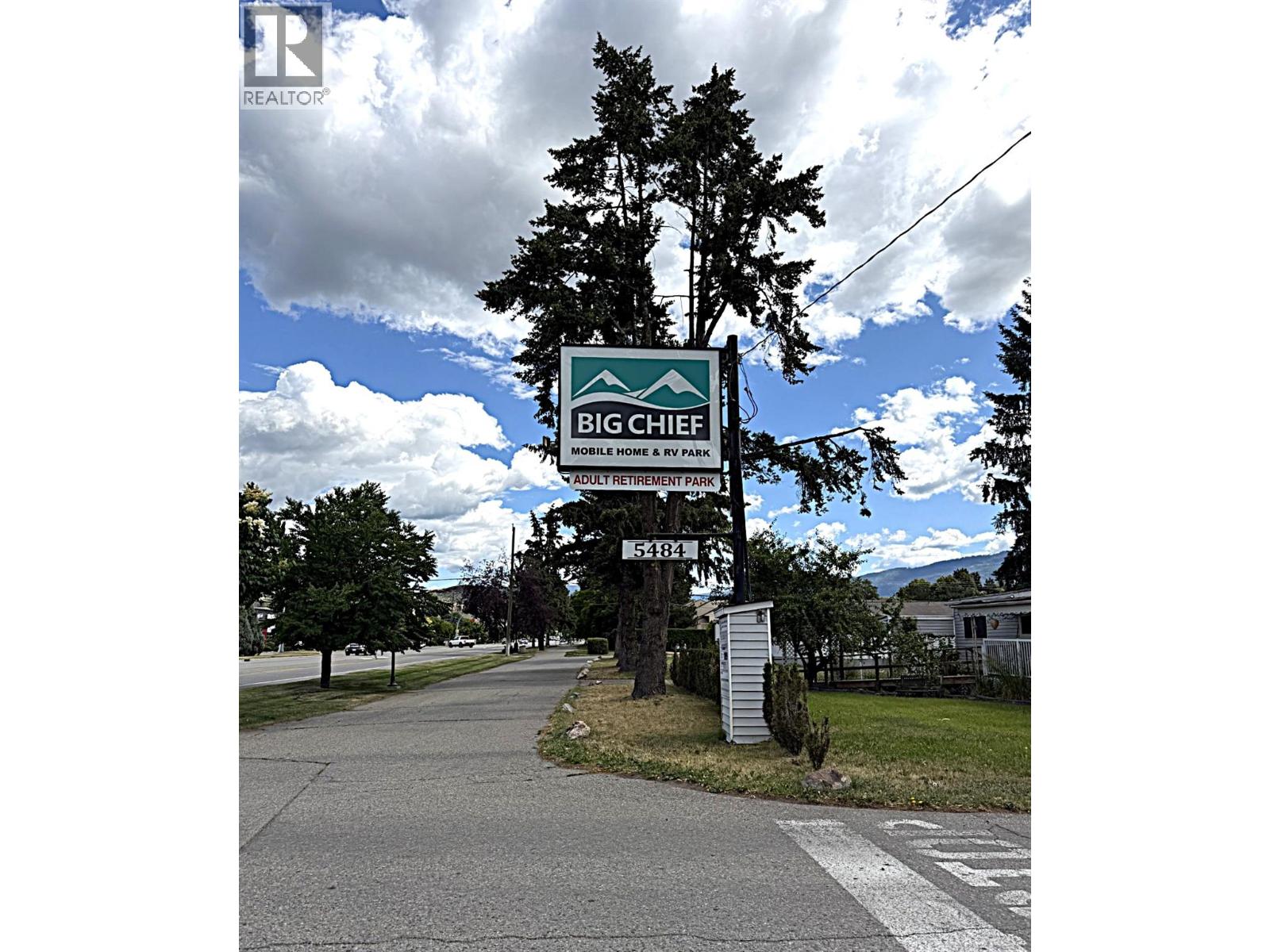 5484 25 Avenue Unit# 35, Vernon, British Columbia  V1T 7A8 - Photo 2 - 10391741