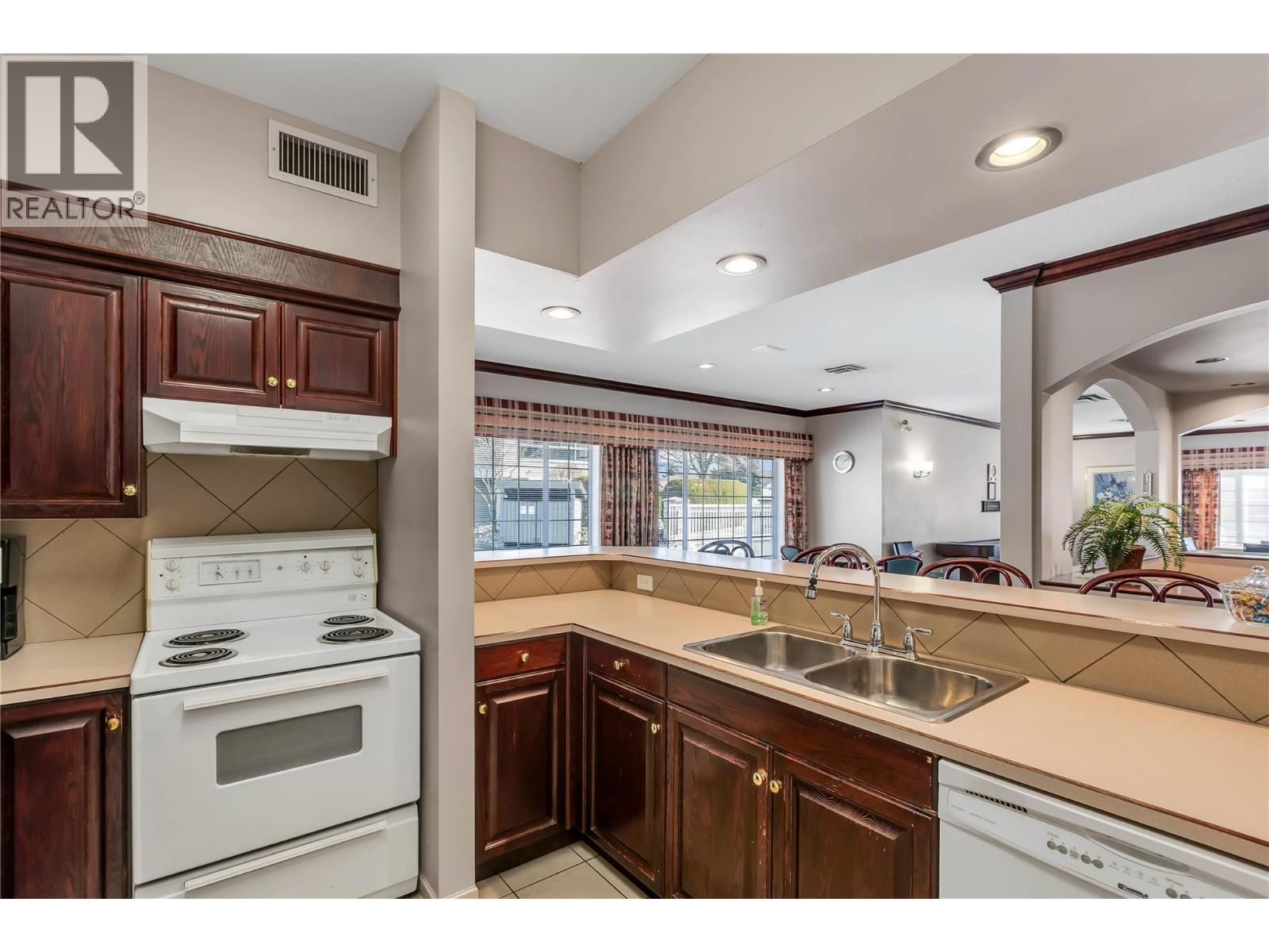 980 Glenwood Avenue Unit# 304 Lot# Sl 75, Kelowna, British Columbia  V1Y 9P2 - Photo 35 - 10391221