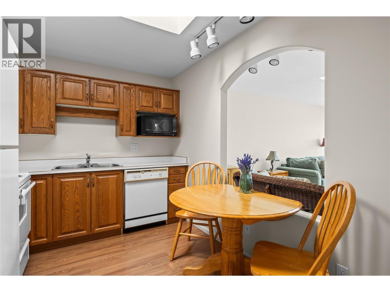 980 Glenwood Avenue Unit# 304 Lot# Sl 75, Kelowna, British Columbia  V1Y 9P2 - Photo 6 - 10391221