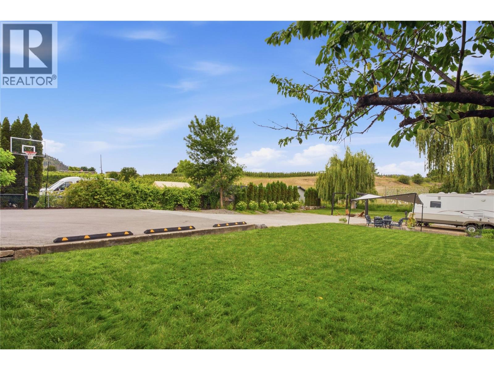 2668 Longhill Road, Kelowna, British Columbia  V1V 2G5 - Photo 41 - 10390760