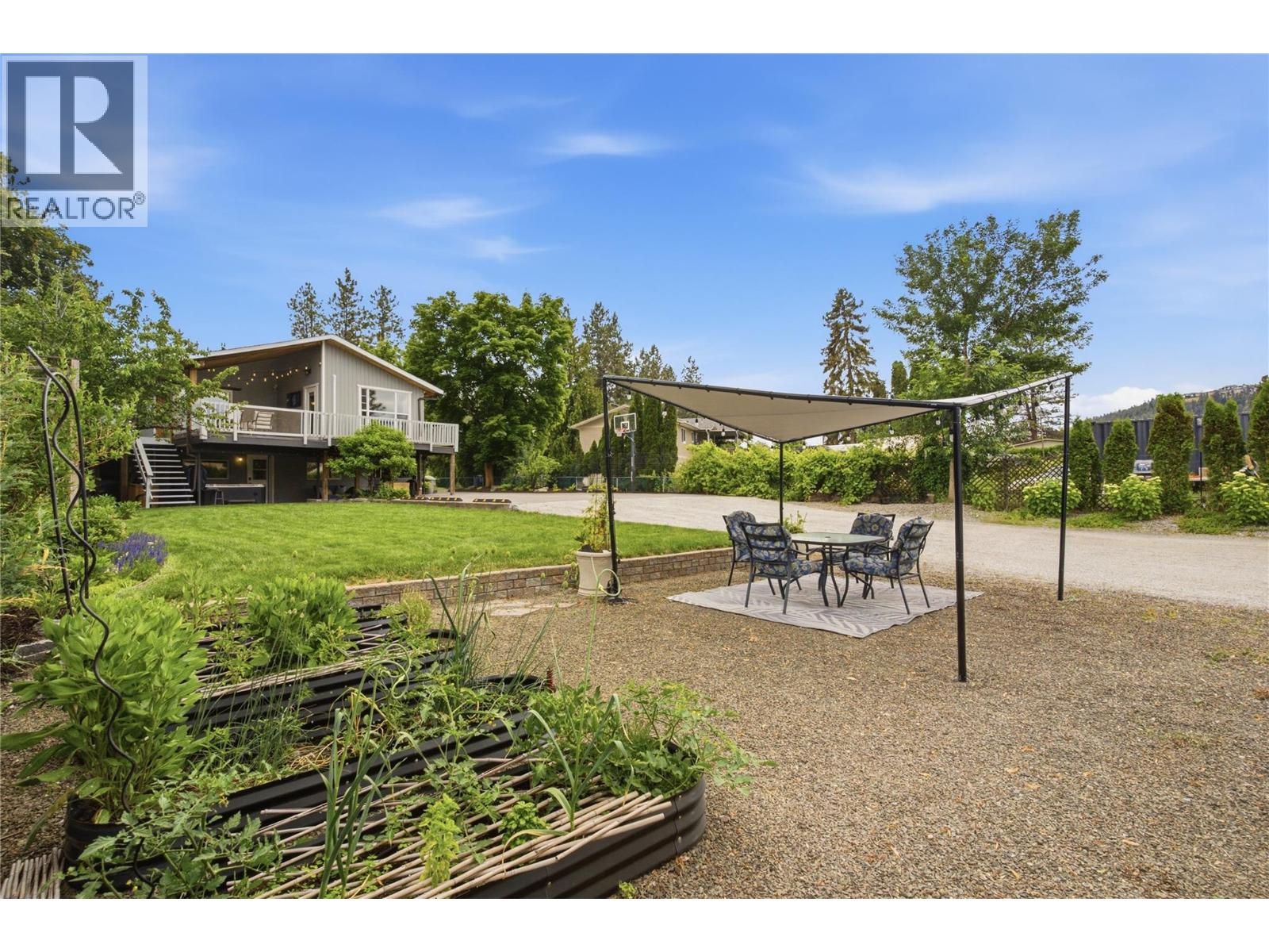 2668 Longhill Road, Kelowna, British Columbia  V1V 2G5 - Photo 43 - 10390760