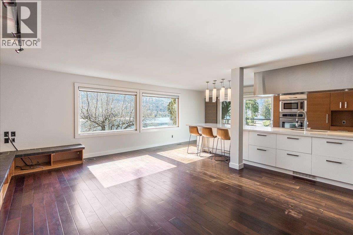 633 Jorgensen Road, Nelson, British Columbia  V1L 5P4 - Photo 14 - 10391867