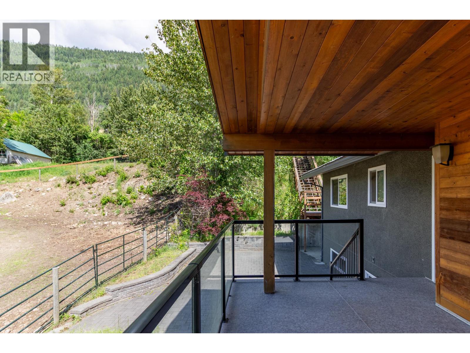 633 Jorgensen Road, Nelson, British Columbia  V1L 5P4 - Photo 21 - 10391867