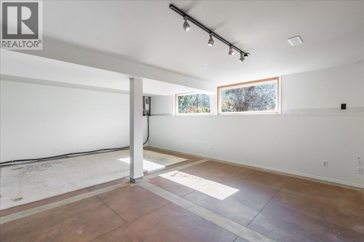 633 Jorgensen Road, Nelson, British Columbia  V1L 5P4 - Photo 41 - 10391867