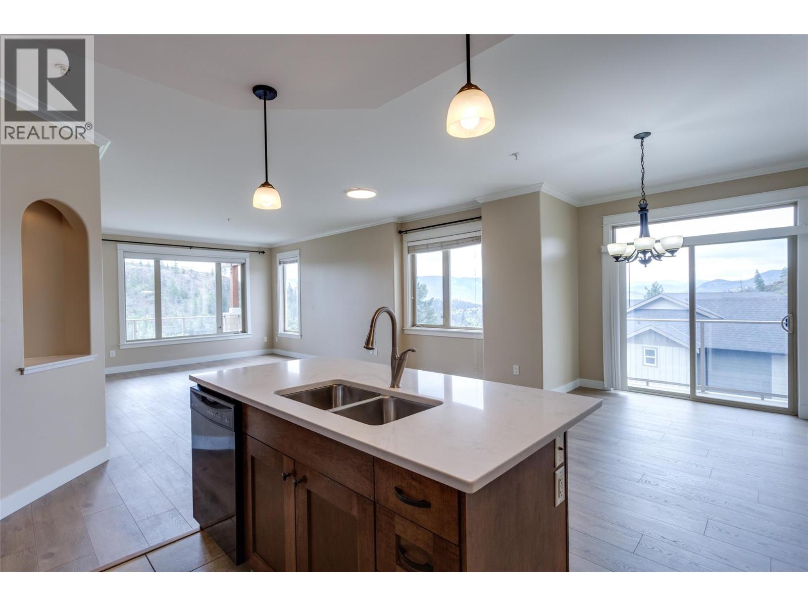 2470 Tuscany Drive Unit# 302, west kelowna, British Columbia
