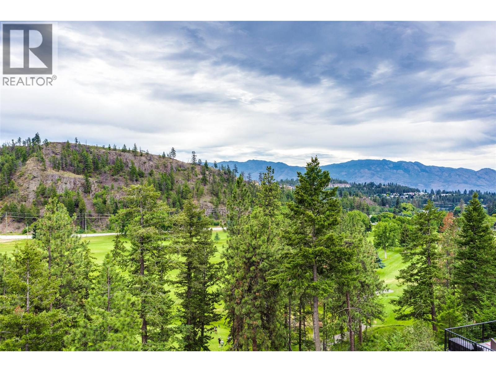 2470 Tuscany Drive Unit# 302, West Kelowna, British Columbia  V4T 3G8 - Photo 3 - 10391797