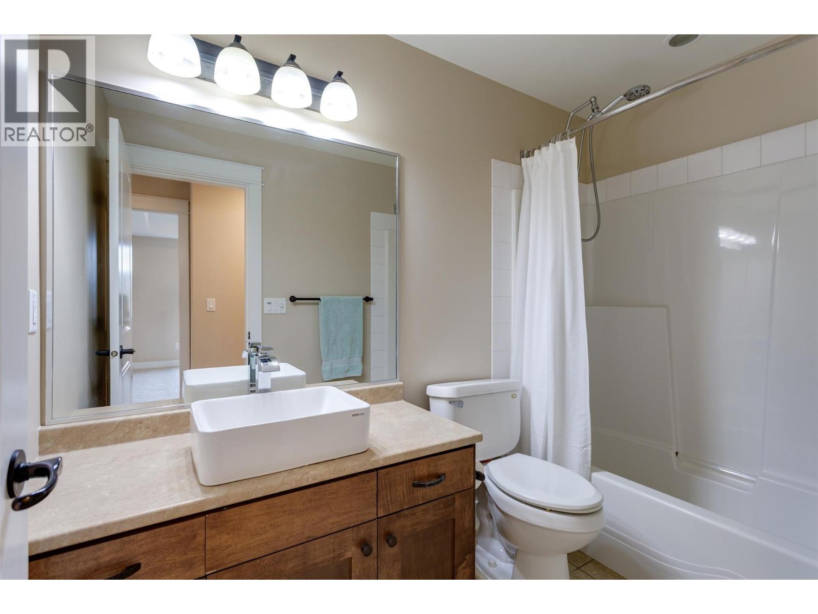 2470 Tuscany Drive Unit# 302, West Kelowna, British Columbia  V4T 3G8 - Photo 46 - 10391797