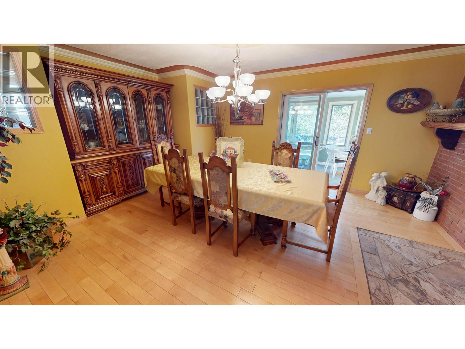 1698 Mckenzie Road, Fernie, British Columbia  V0B 1M5 - Photo 18 - 10391796