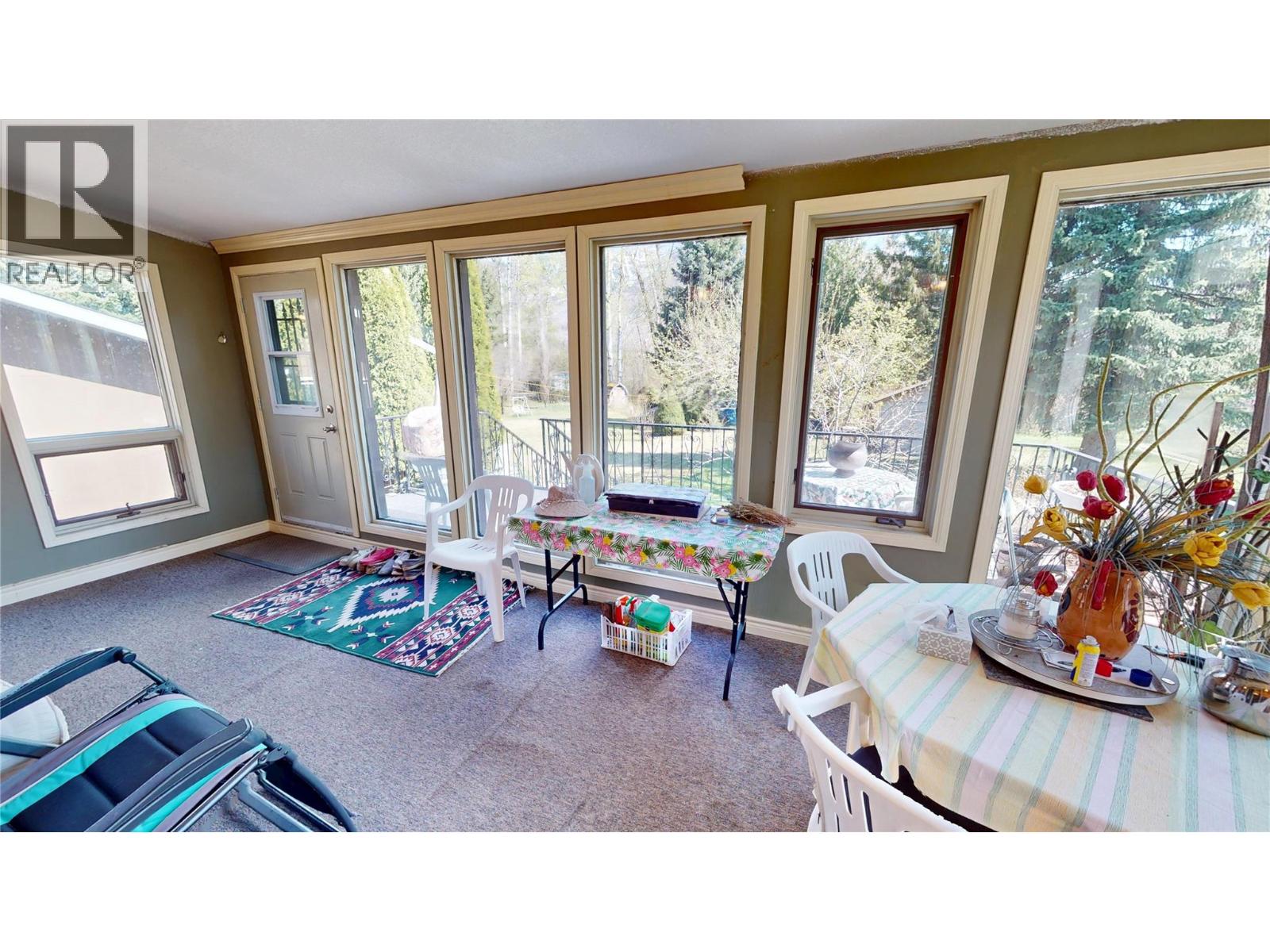 1698 Mckenzie Road, Fernie, British Columbia  V0B 1M5 - Photo 21 - 10391796