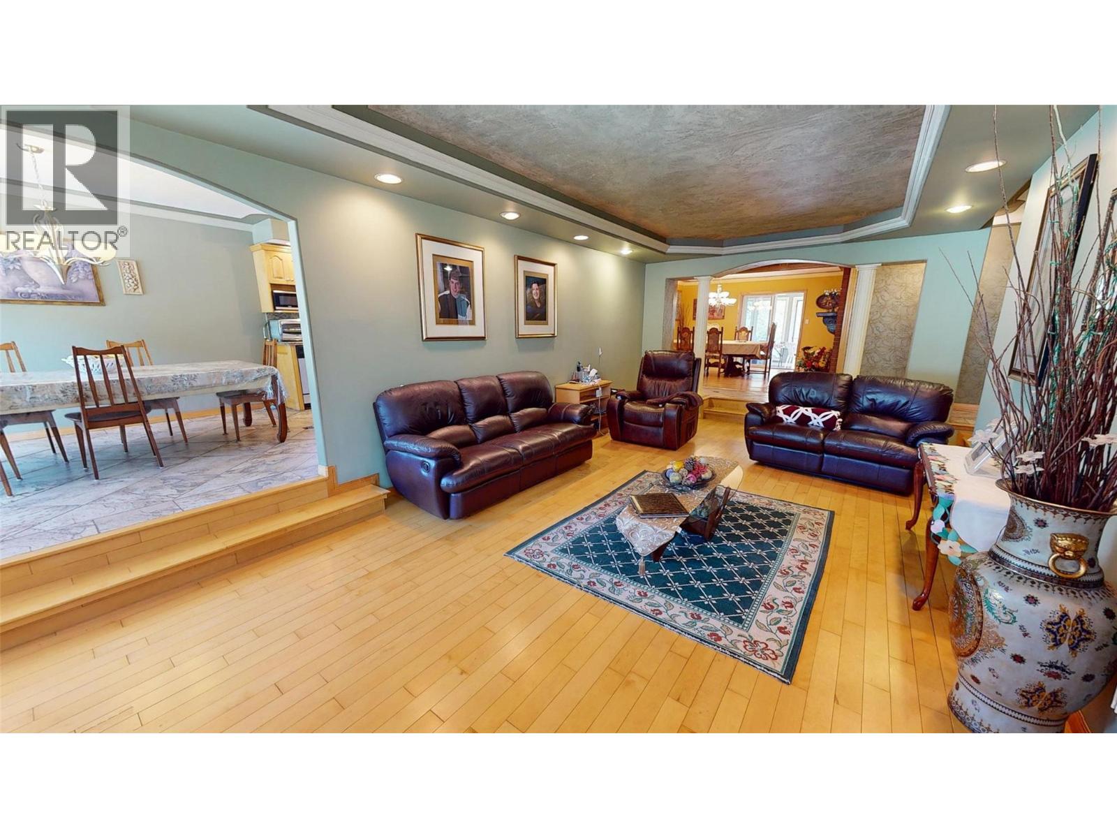1698 Mckenzie Road, Fernie, British Columbia  V0B 1M5 - Photo 5 - 10391796