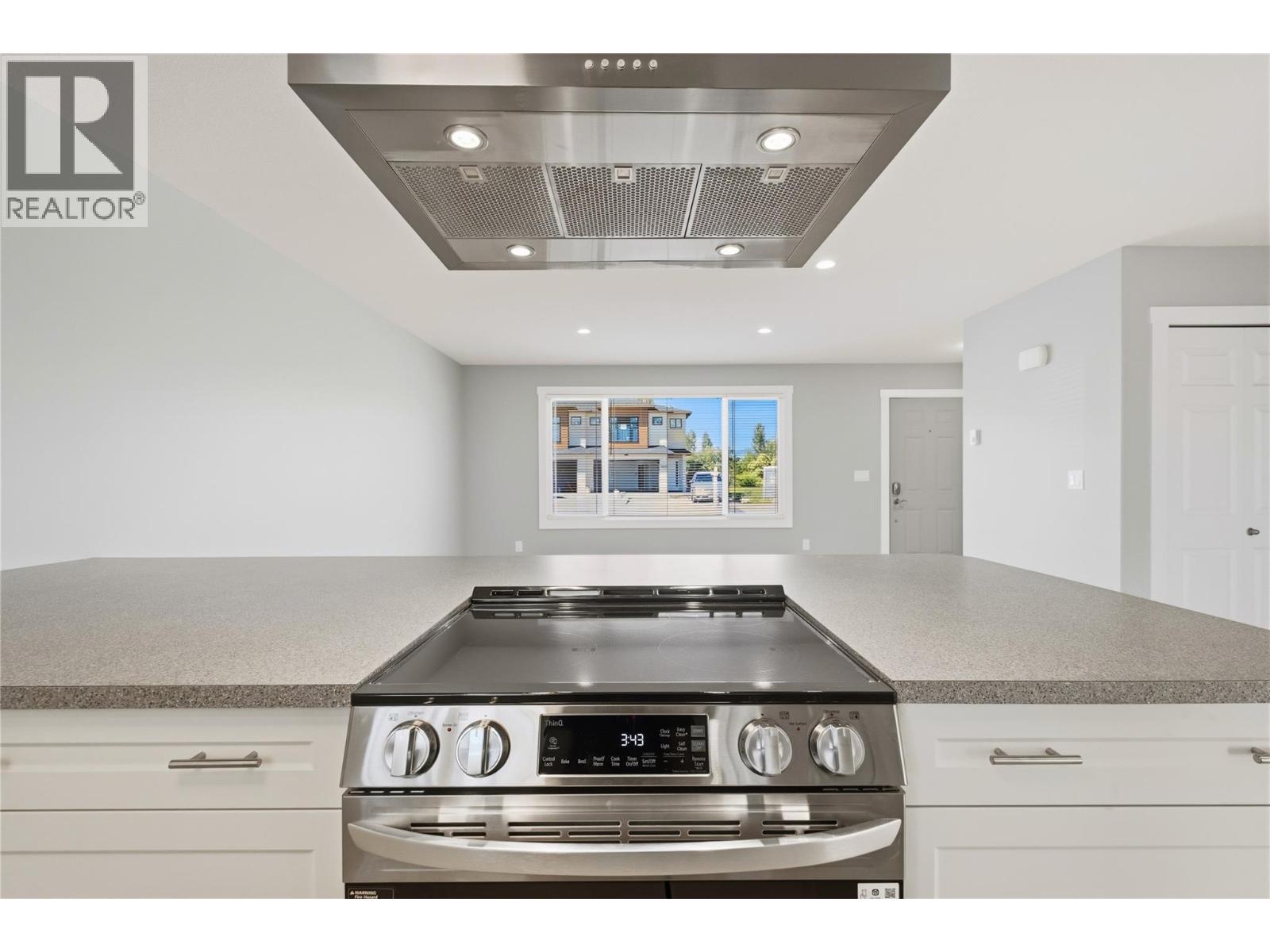 365 Sumac Road W, Kelowna, British Columbia  V1X 4K2 - Photo 10 - 10391793