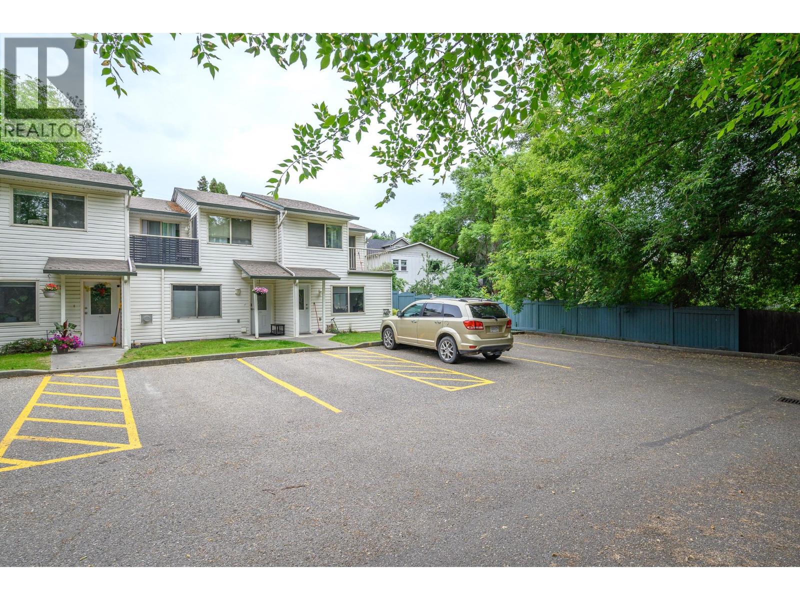 1607 43 Avenue Unit# 401, Vernon, British Columbia  V1T 9R9 - Photo 2 - 10391667
