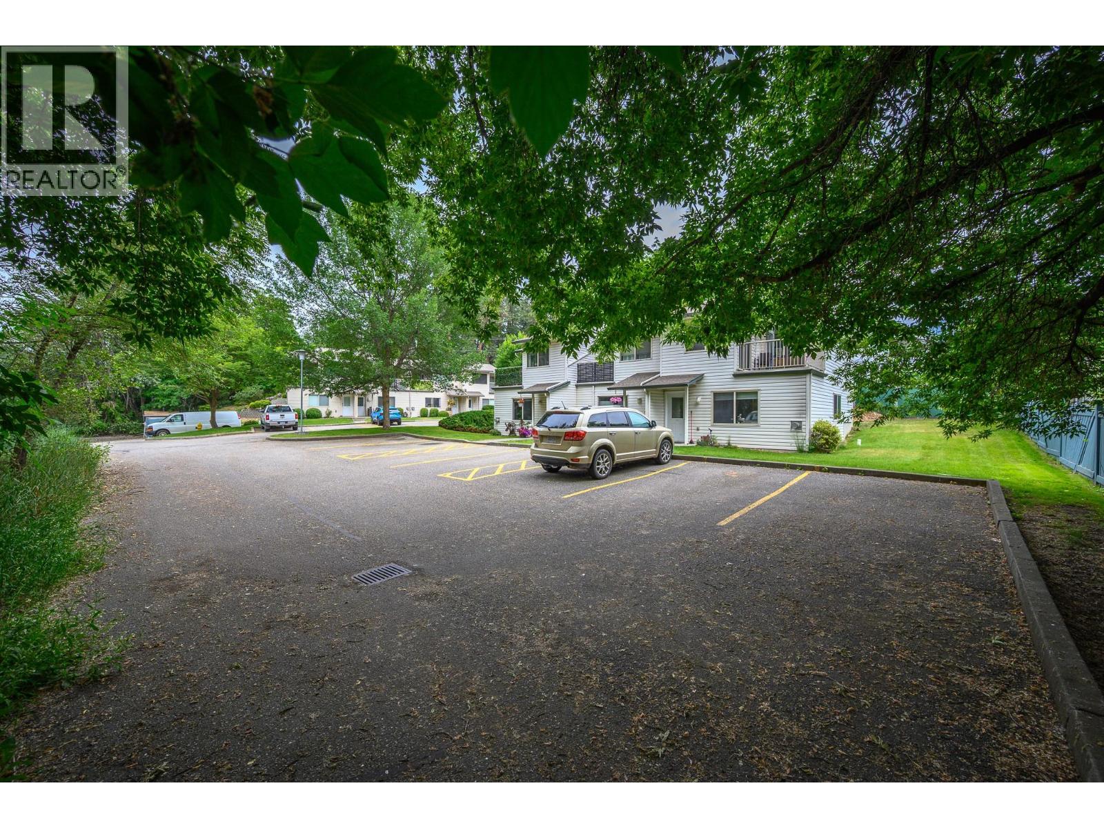 1607 43 Avenue Unit# 401, Vernon, British Columbia  V1T 9R9 - Photo 4 - 10391667