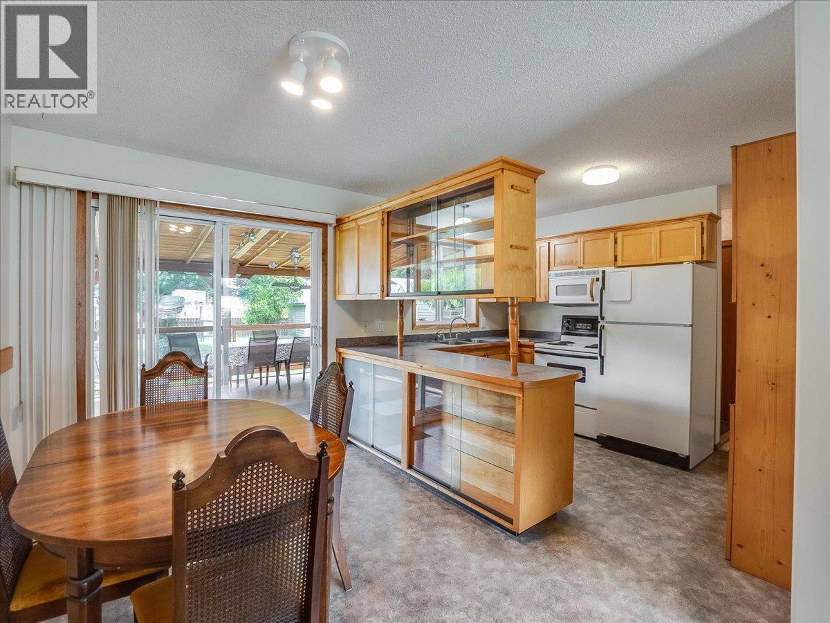 507 Arthur Street, Slocan, British Columbia  V0G 2C0 - Photo 19 - 10391363
