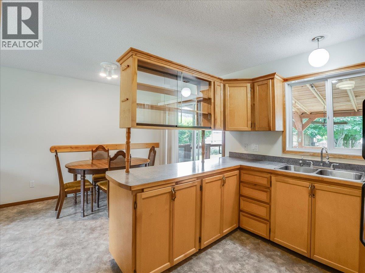 507 Arthur Street, Slocan, British Columbia  V0G 2C0 - Photo 20 - 10391363