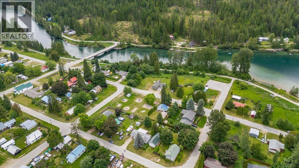 507 Arthur Street, Slocan, British Columbia  V0G 2C0 - Photo 6 - 10391363