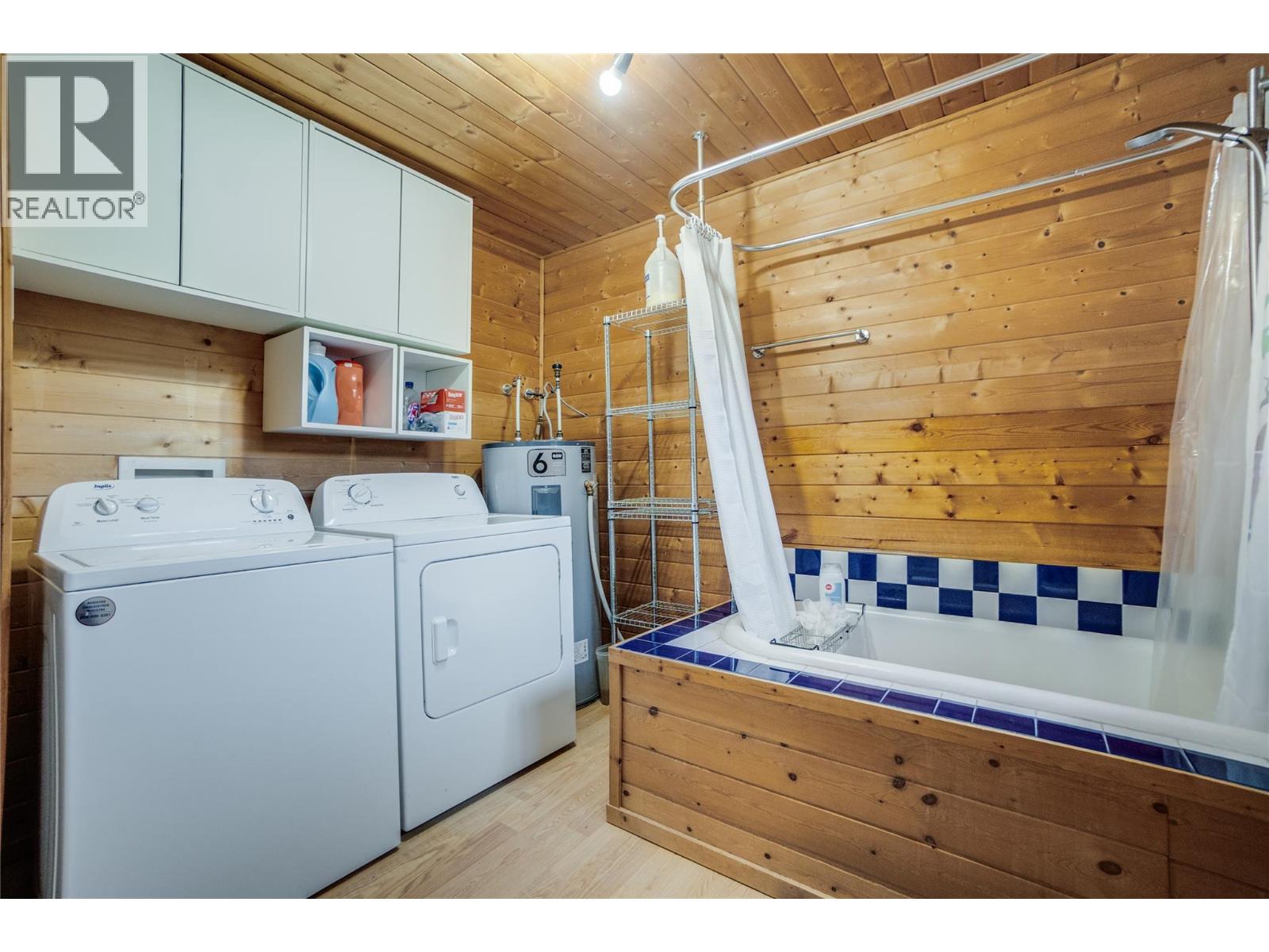 1705 Perrier Road, Nelson, British Columbia  V1L 6Y8 - Photo 15 - 10391888