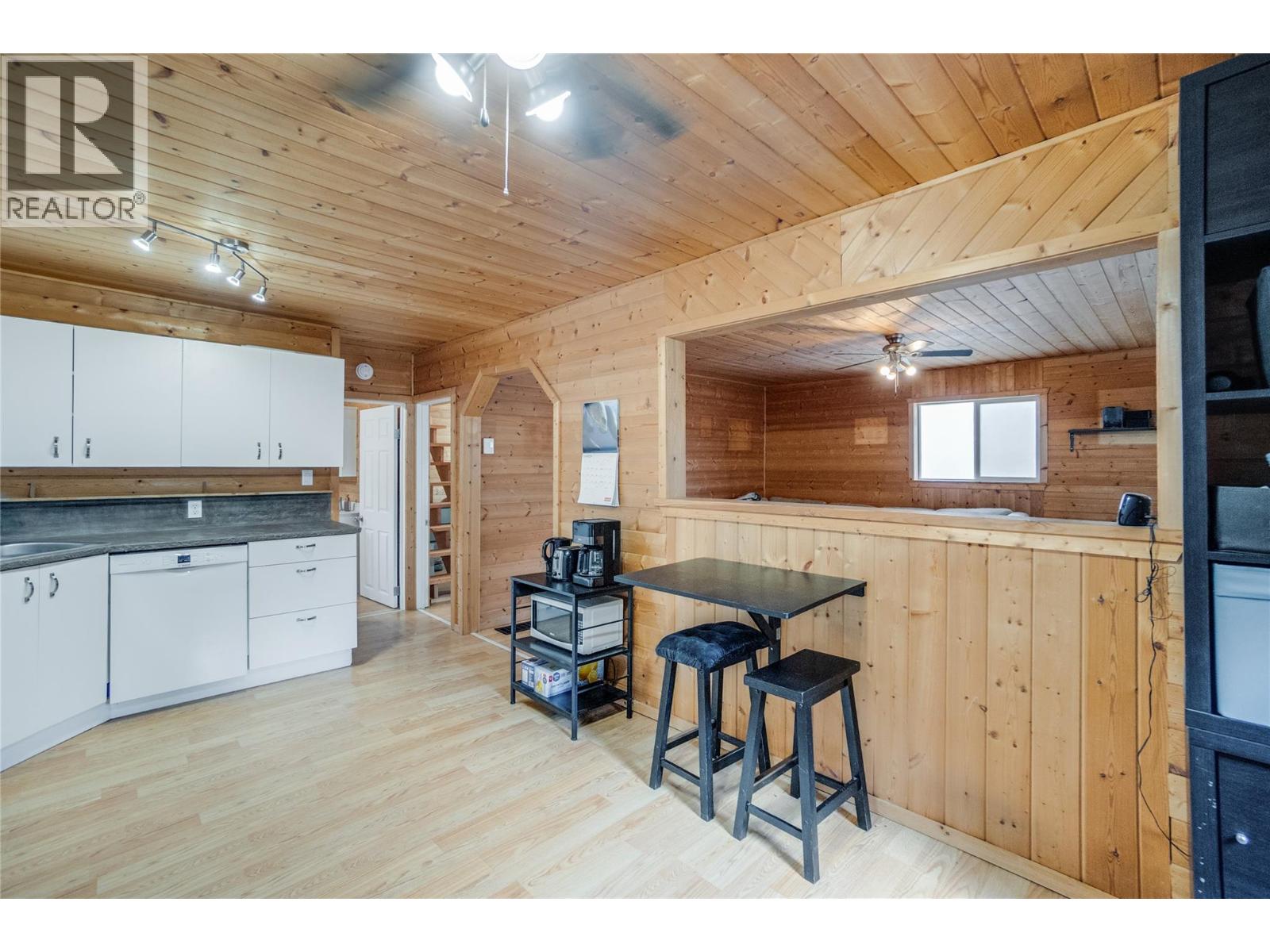 1705 Perrier Road, Nelson, British Columbia  V1L 6Y8 - Photo 8 - 10391888