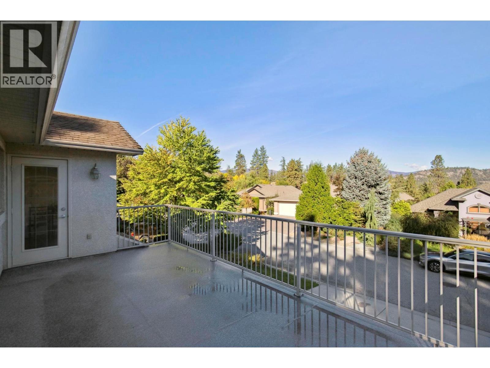 2089 Bowron Street, Kelowna, British Columbia  V1V 2P2 - Photo 11 - 10391835