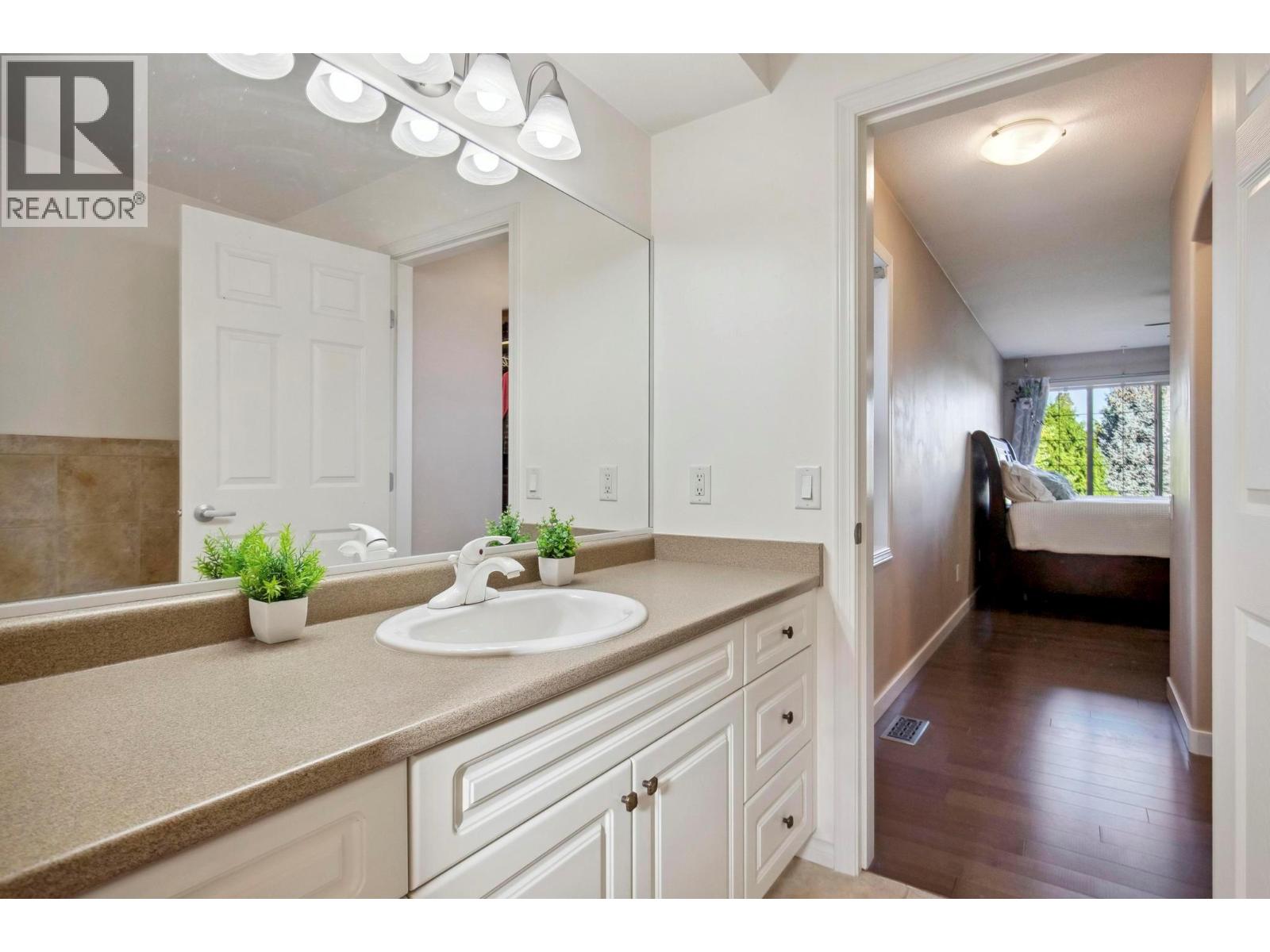 2089 Bowron Street, Kelowna, British Columbia  V1V 2P2 - Photo 24 - 10391835