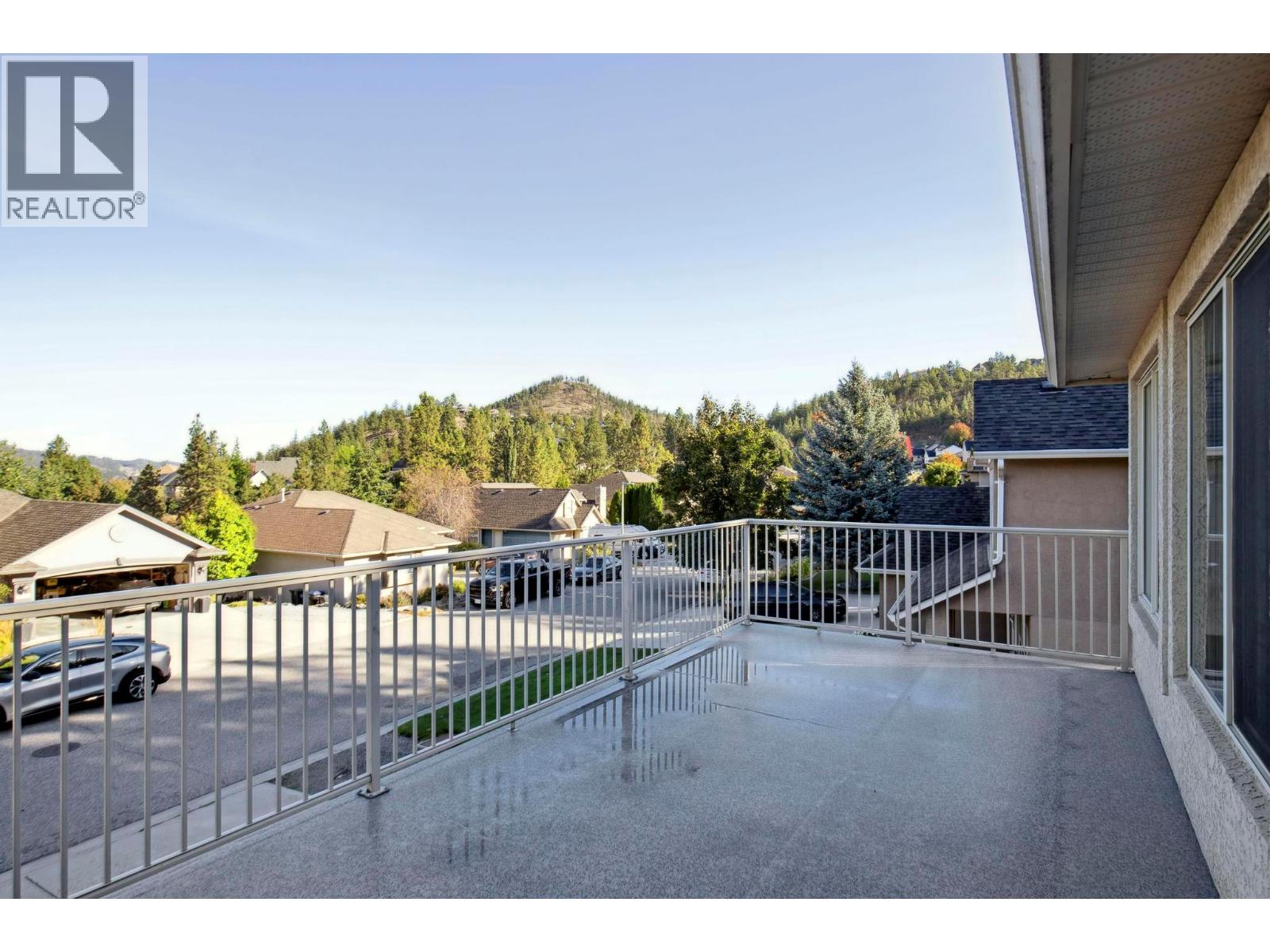 2089 Bowron Street, Kelowna, British Columbia  V1V 2P2 - Photo 9 - 10391835