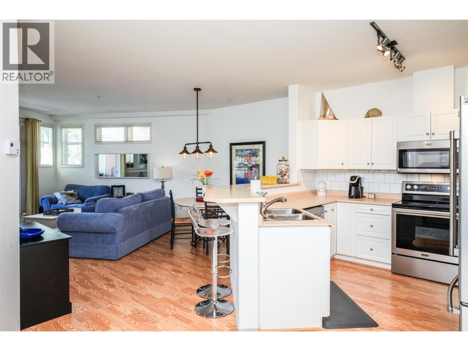 1088 Sunset Drive Unit# 312, Kelowna, British Columbia  V1Y 9W1 - Photo 6 - 10391660